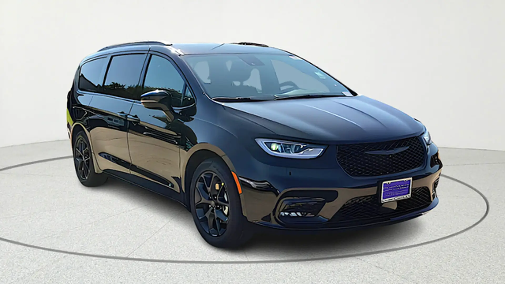 2026 Chrysler Pacifica Select photo 1