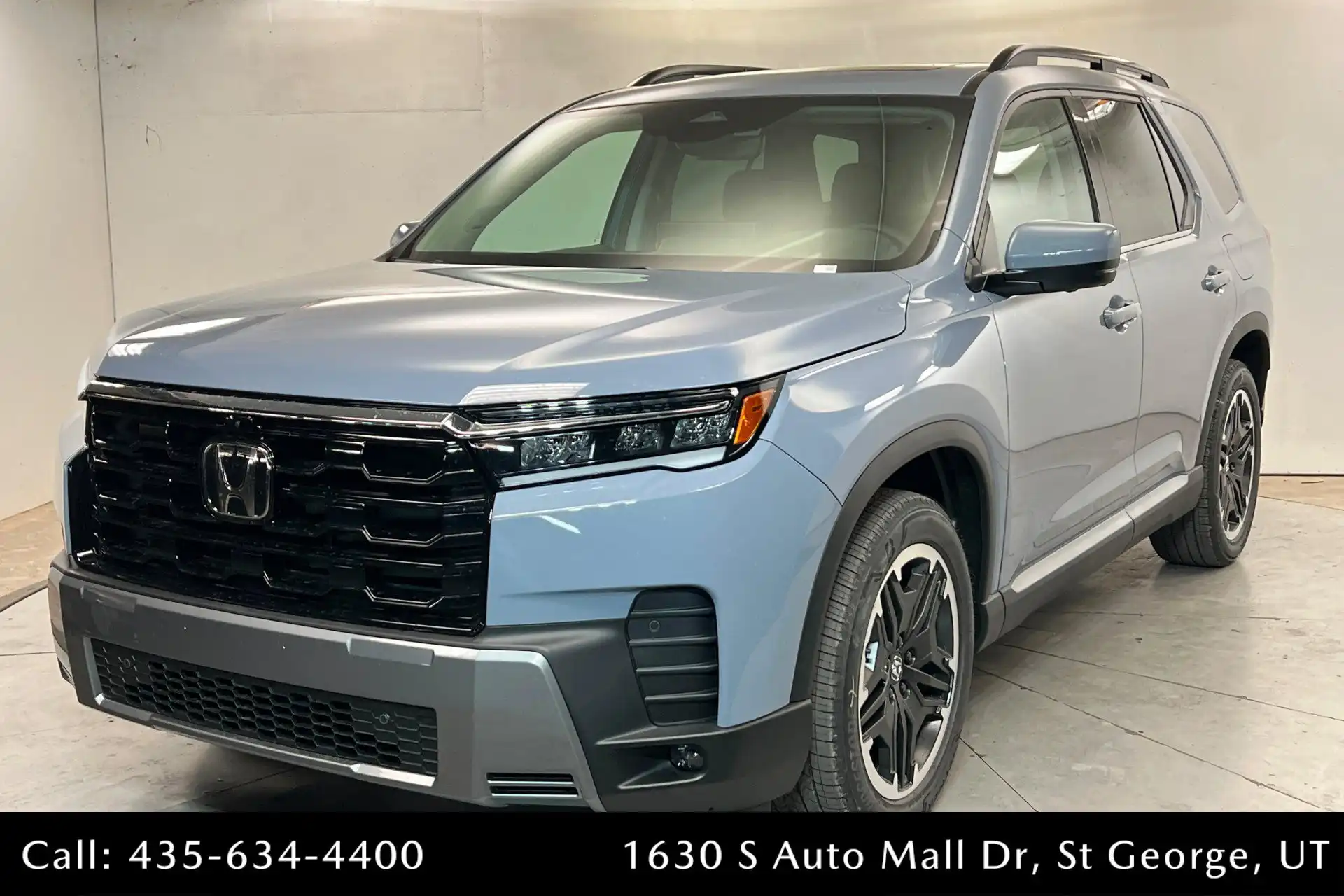 2026 Honda Pilot Touring AWD's photo
