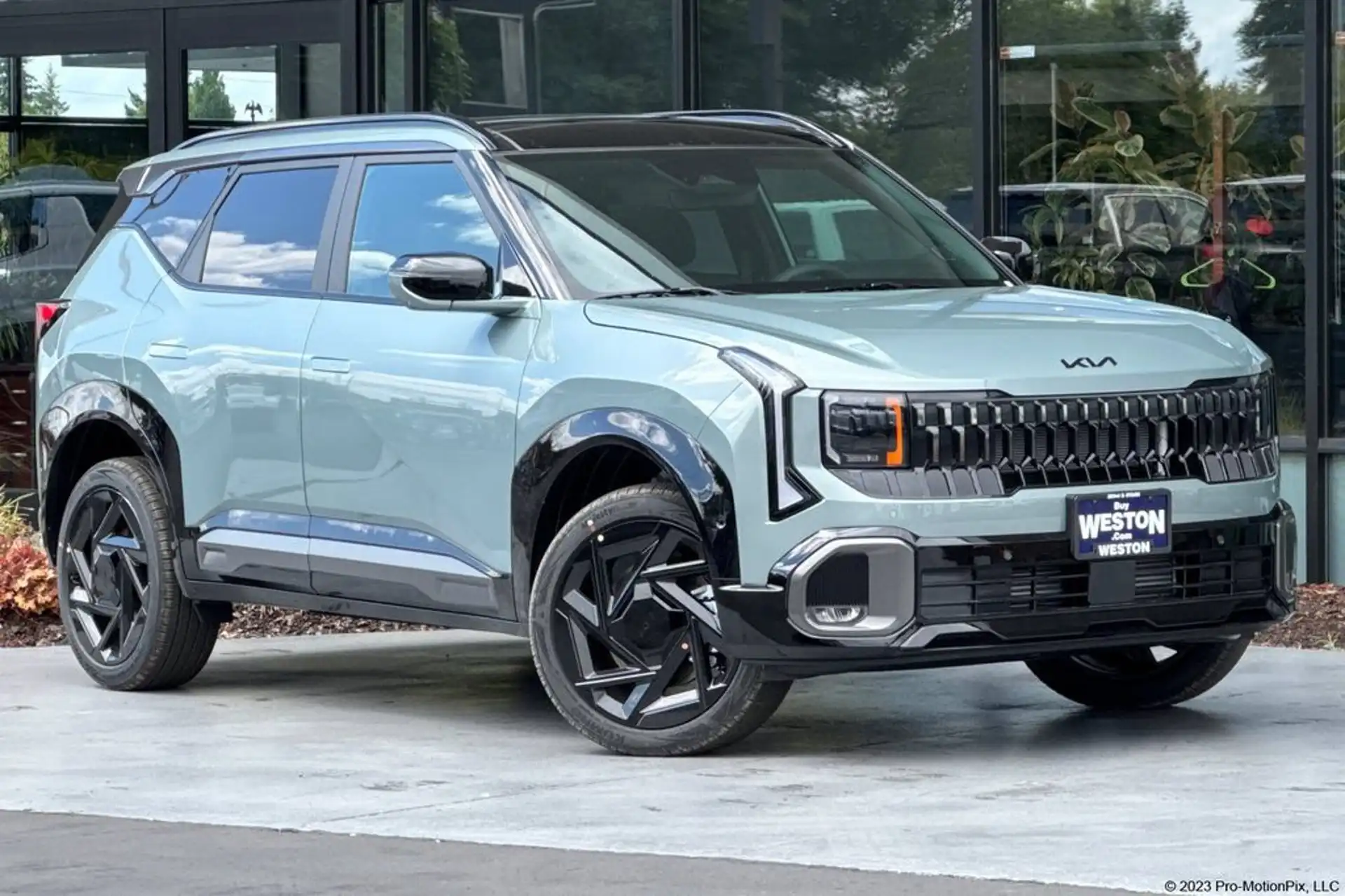 2027 Kia Seltos X-Line SX AWD's photo