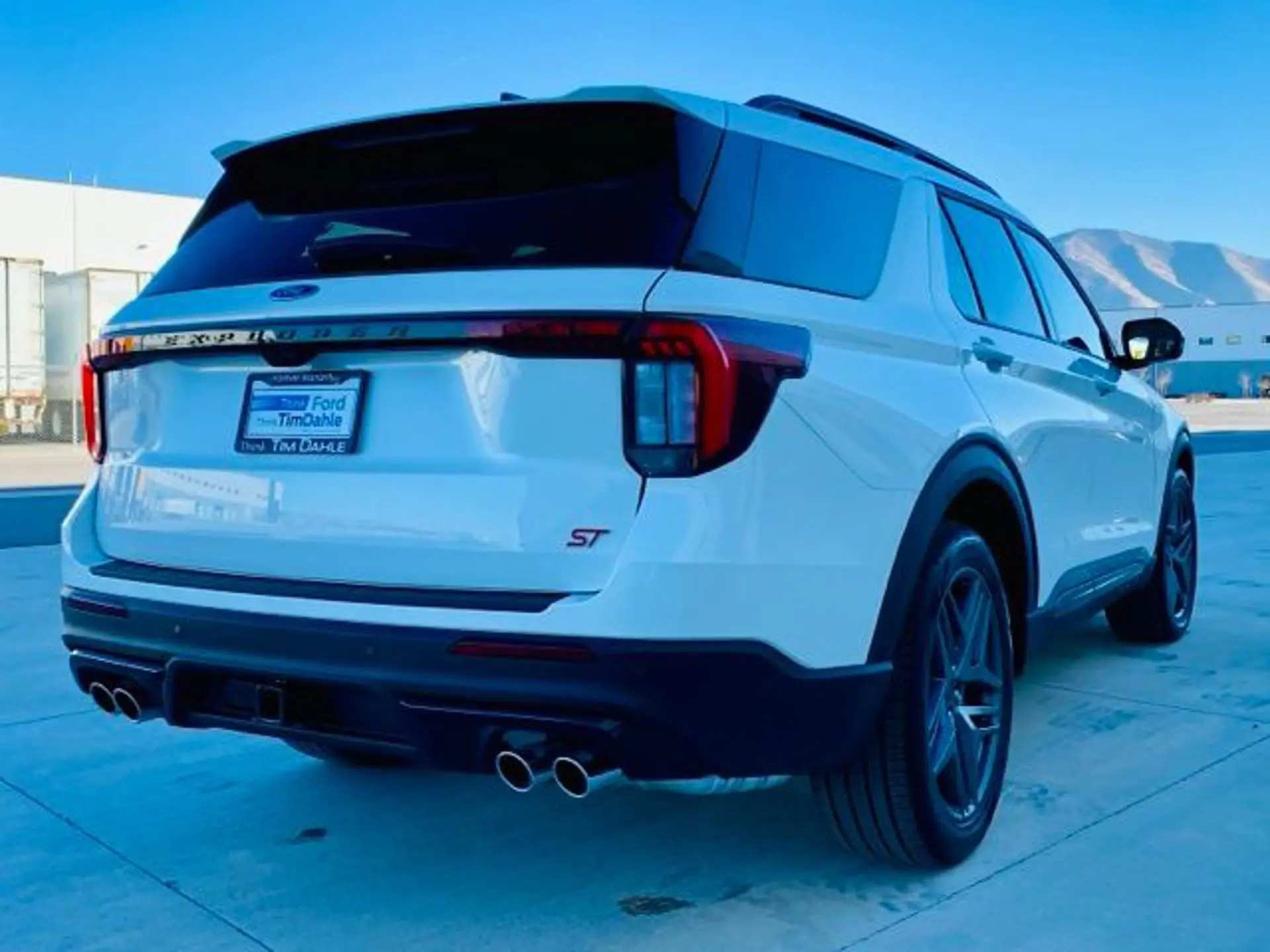 2026 Ford Explorer ST 4WD photo 5
