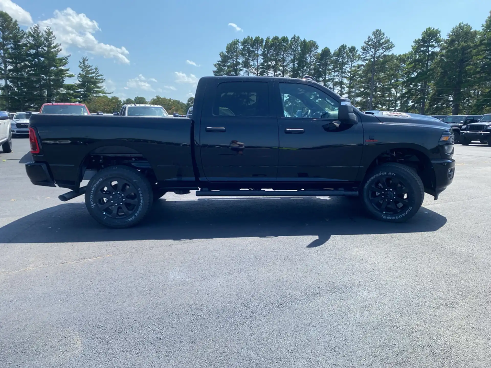 2026 RAM 2500 Tradesman/Black Express 4X4 Crew Cab SWB's photo