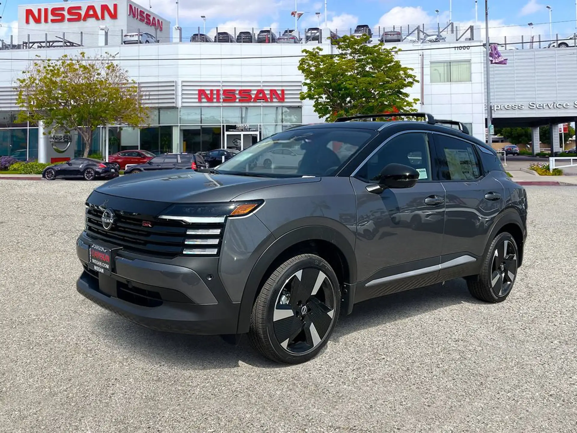 2025 Nissan Kicks 2.0 SR AWD's photo