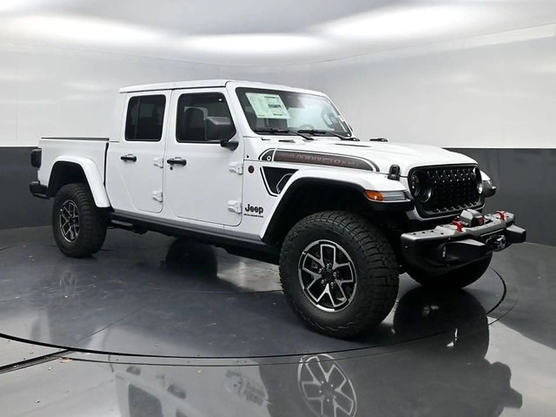2026 Jeep Gladiator Shadow OPS Auto's photo