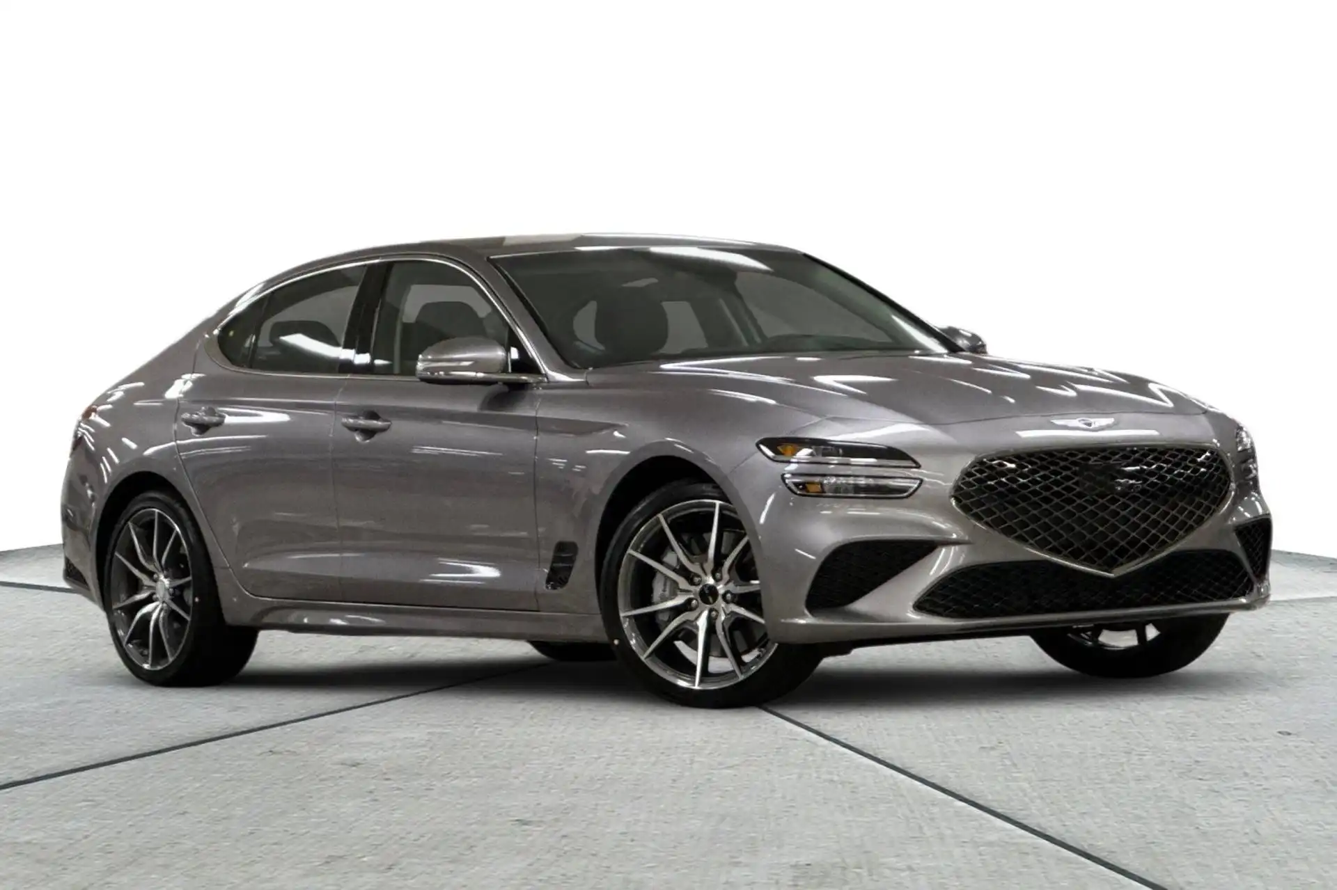2026 Genesis G70 2.5T Standard's photo
