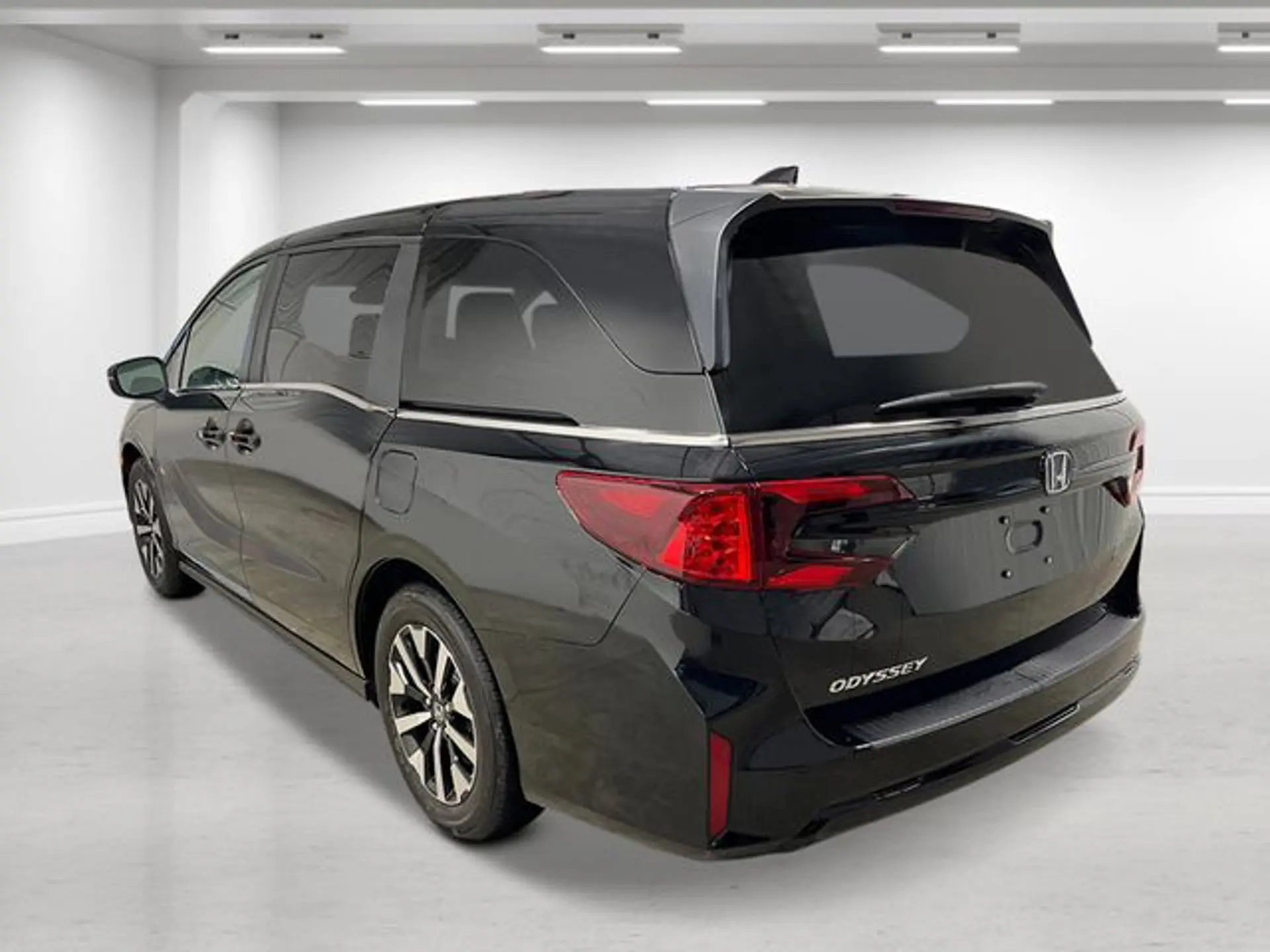 2026 Honda Odyssey EX-L photo 3