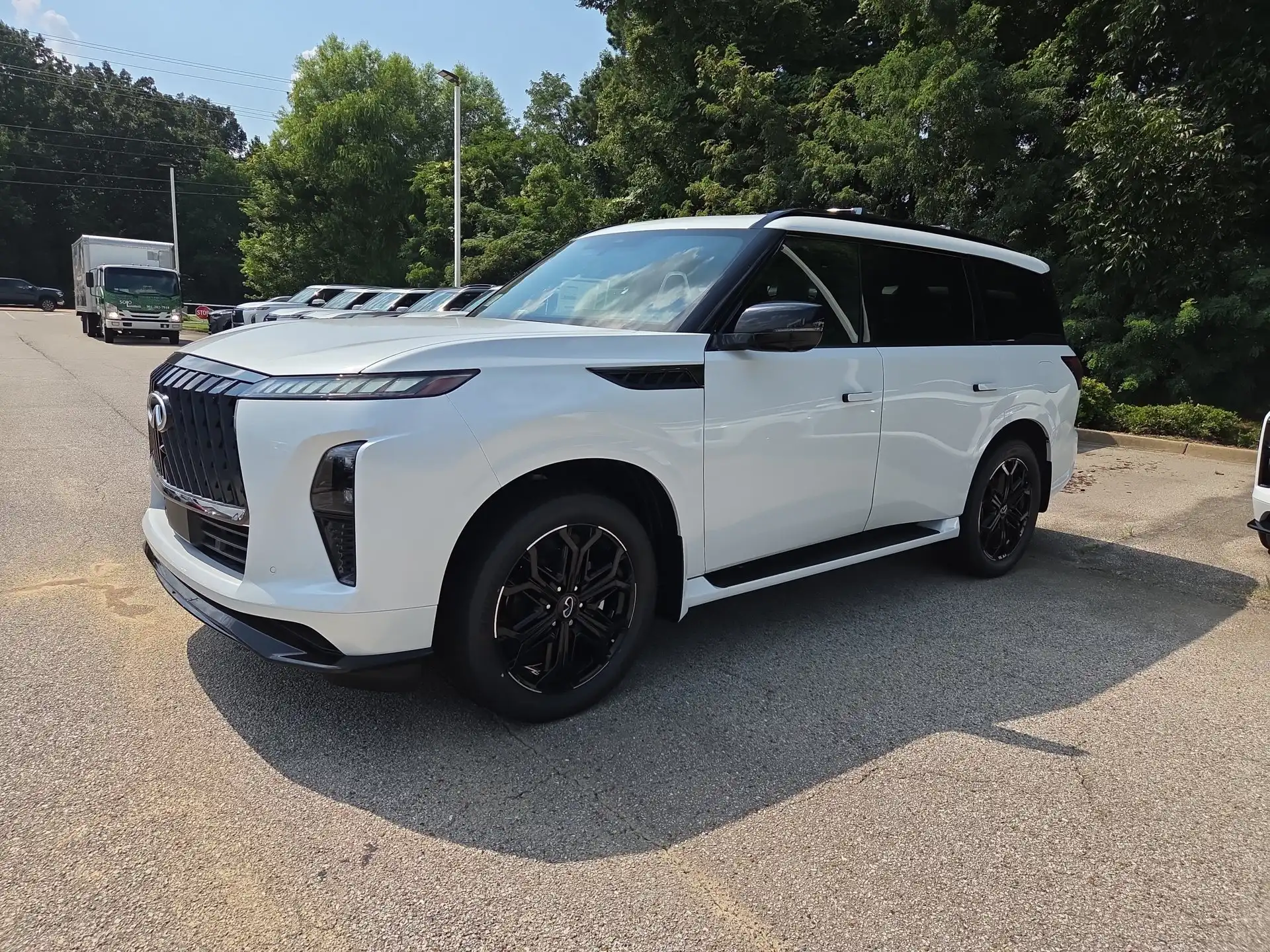 2027 INFINITI QX80 Sport's photo
