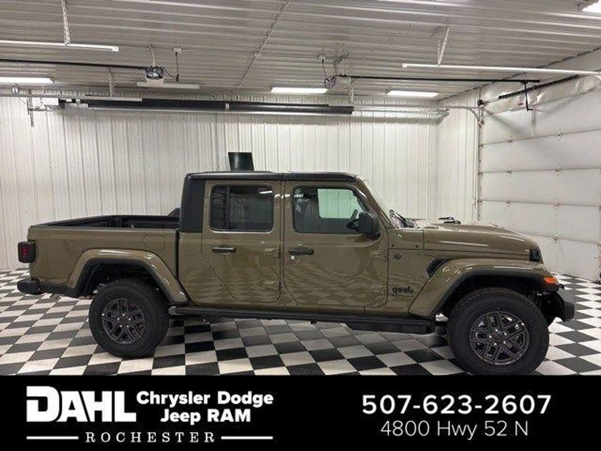 2026 Jeep Gladiator Sport S Auto's photo