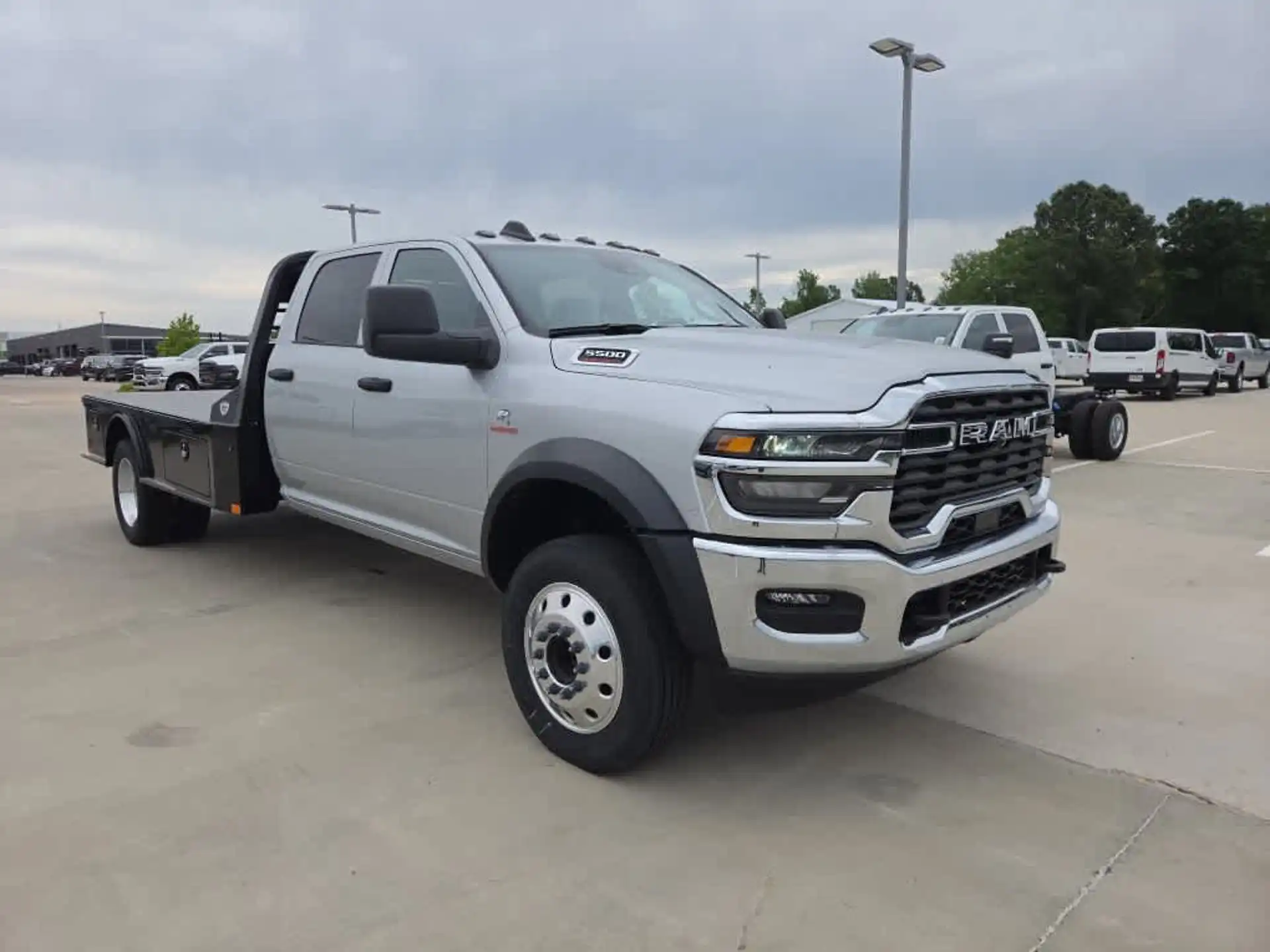 2026 RAM 5500 Big Horn 4X4 Crew Cab DRW 197" WB's photo