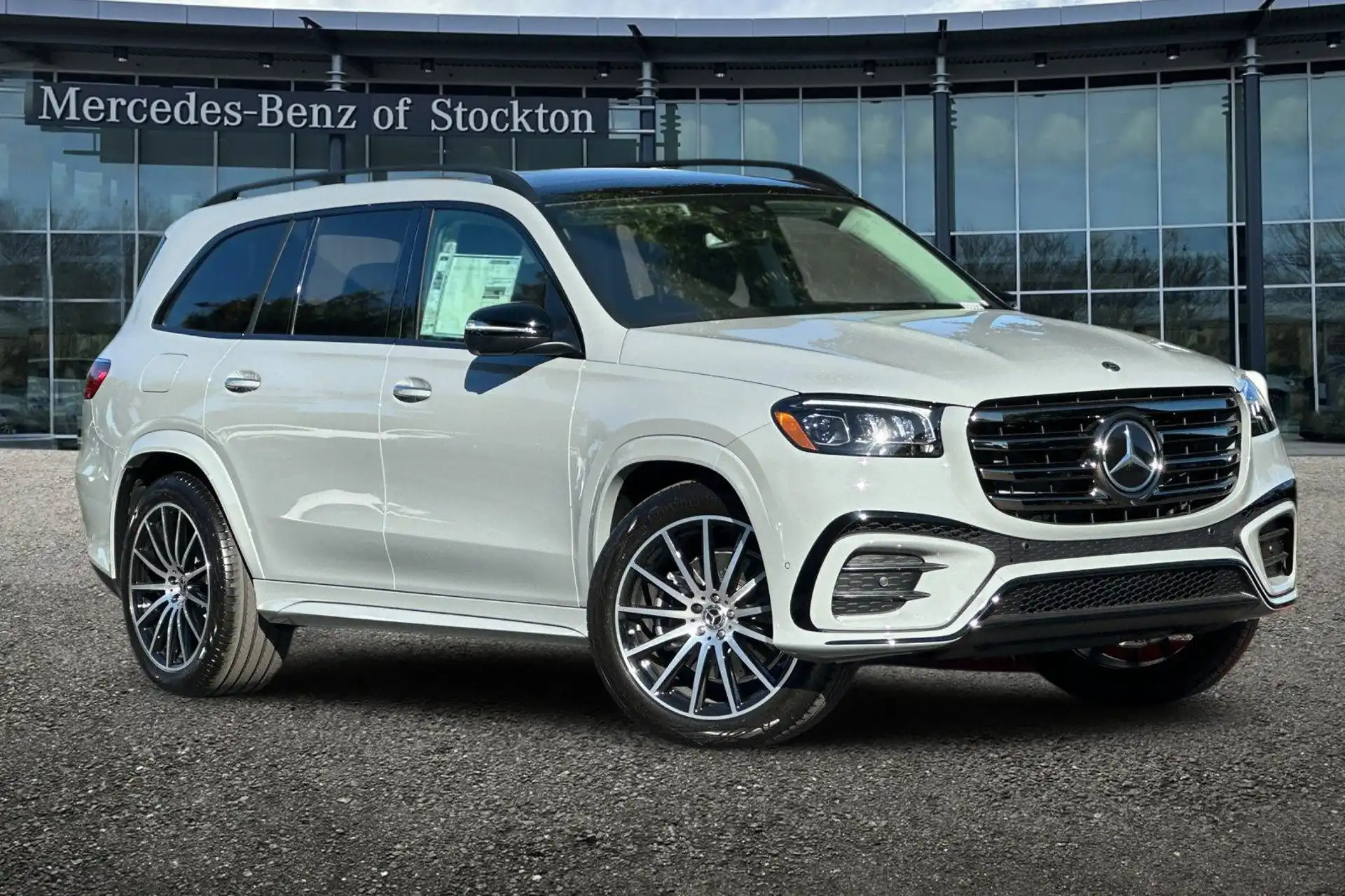 2026 Mercedes-Benz GLS GLS 450 4MATIC's photo