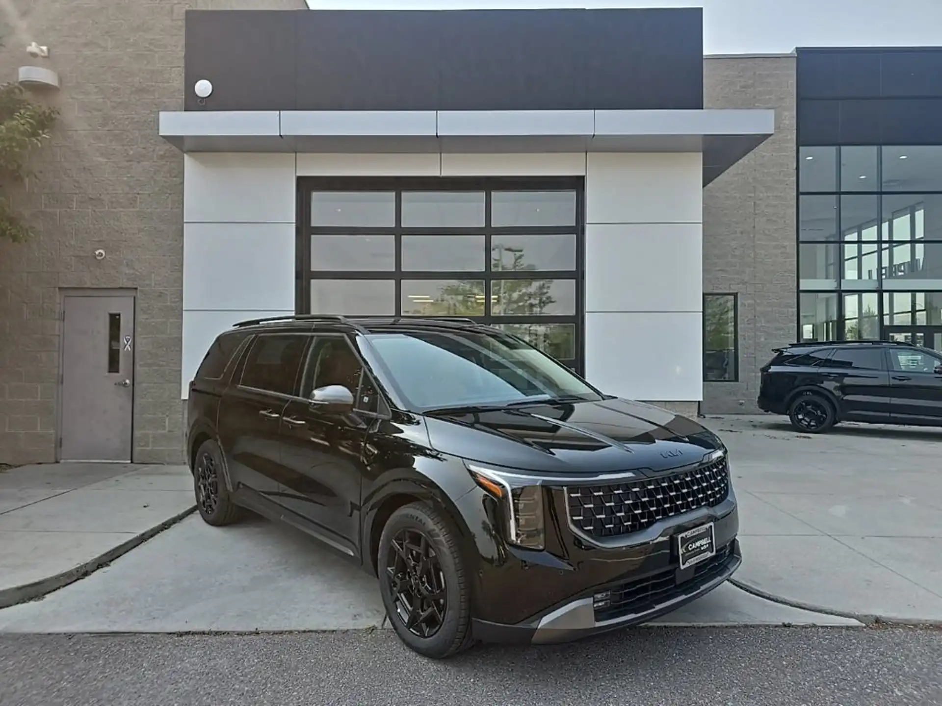 2026 Kia Sedona SX Prestige's photo