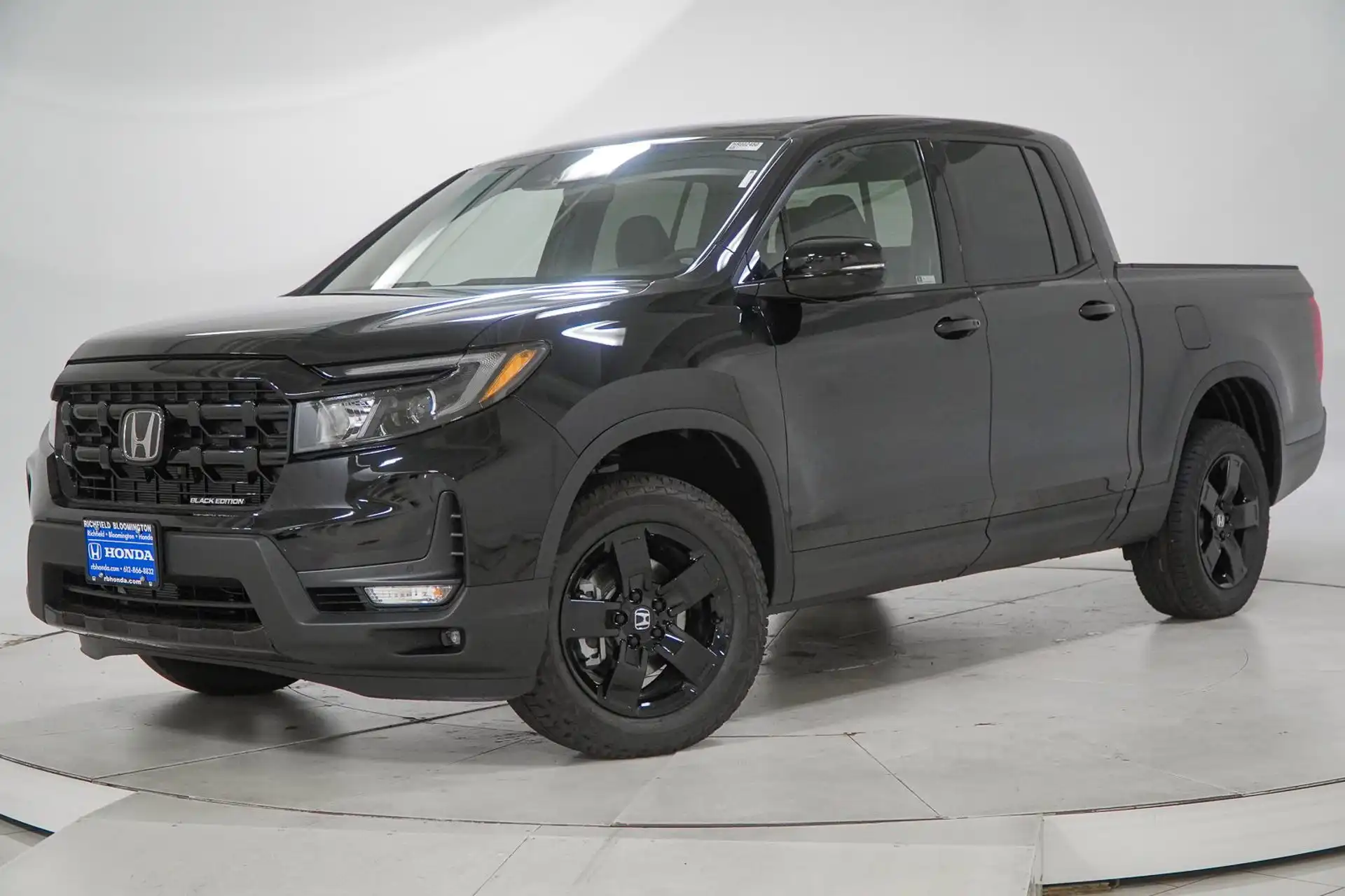 2026 Honda Ridgeline Black Edition's photo