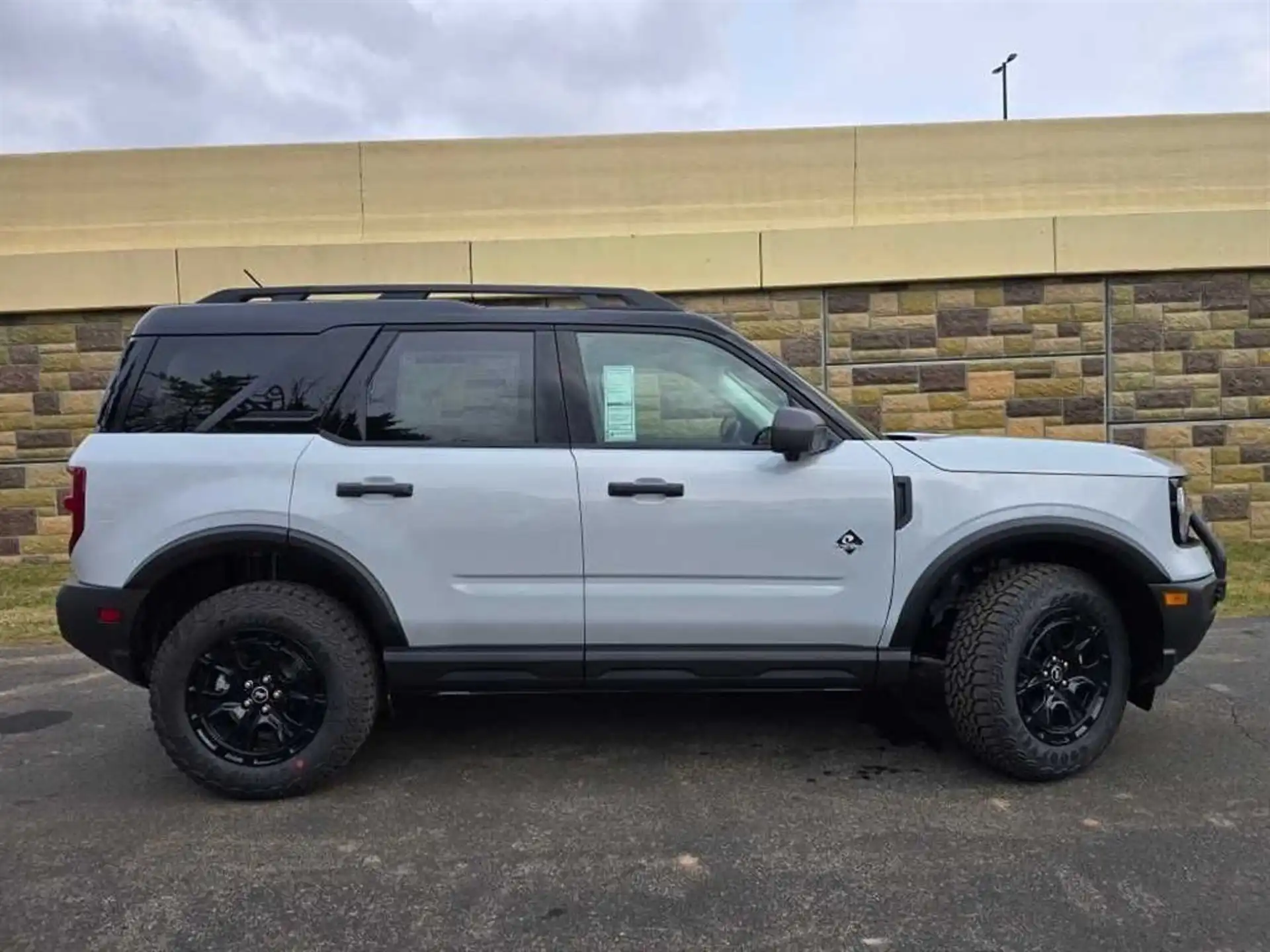 2026 Ford Bronco Sport Outer Banks 4X4's photo
