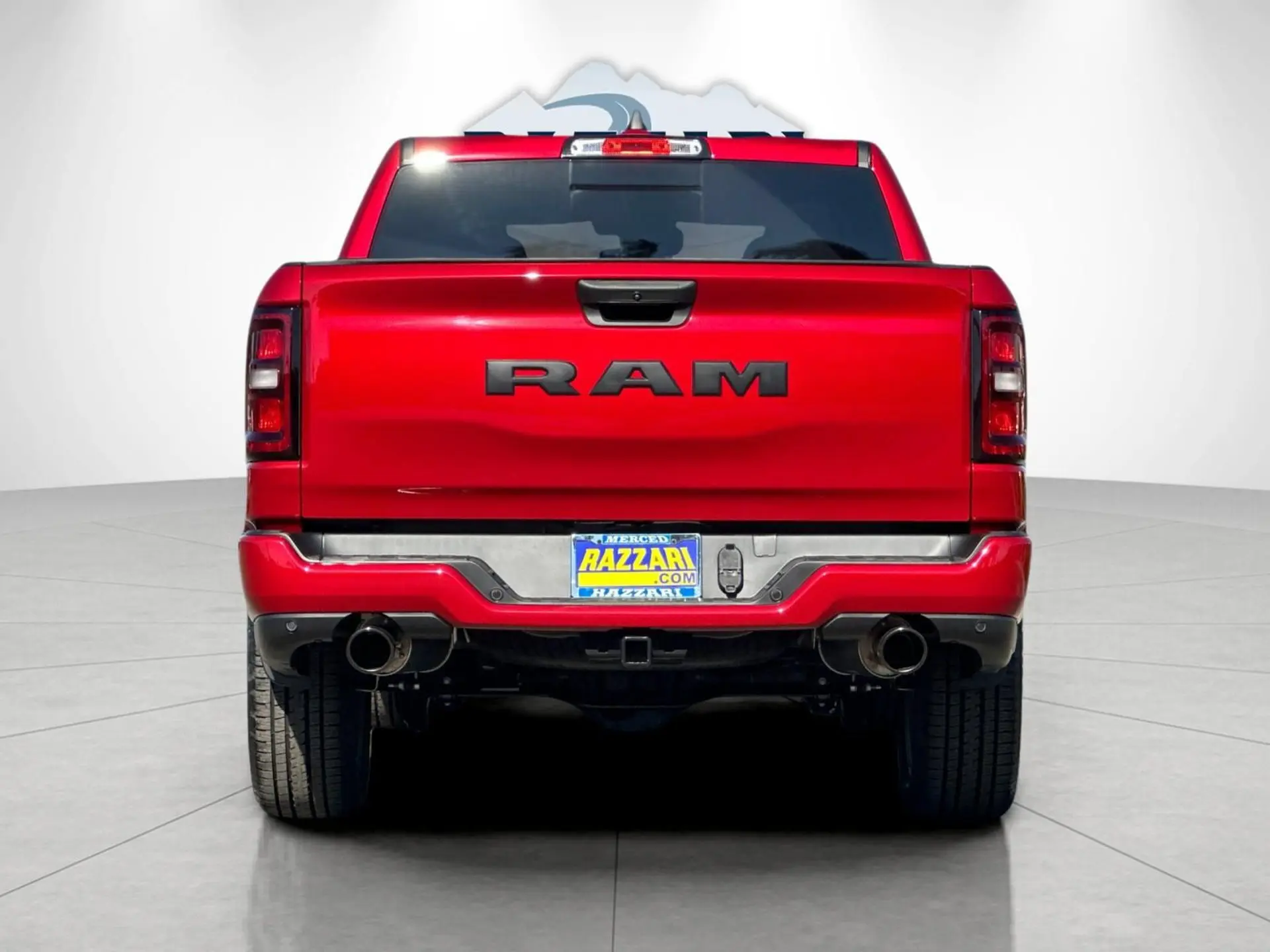 2026 RAM 1500 Express Crew Cab 5'7 photo 4