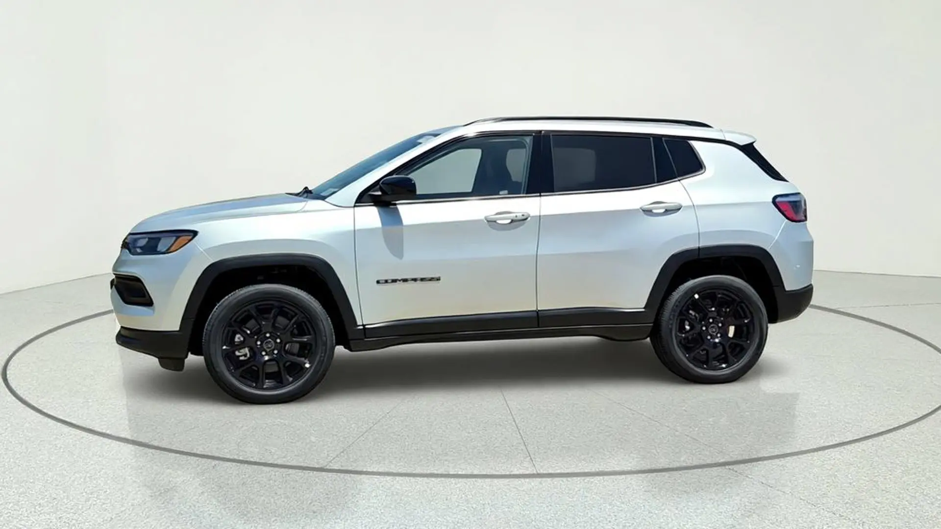 2026 Jeep Compass Altitude 4X4 photo 4