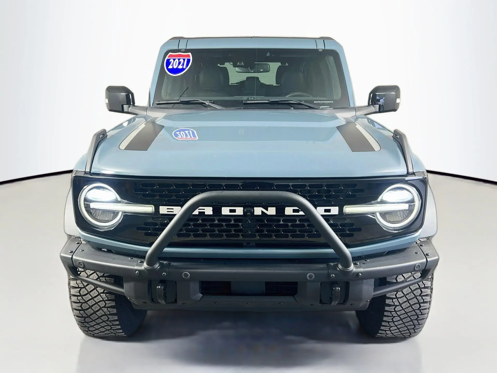 2021 Ford Bronco First Edition Advanced 4x4 photo 3