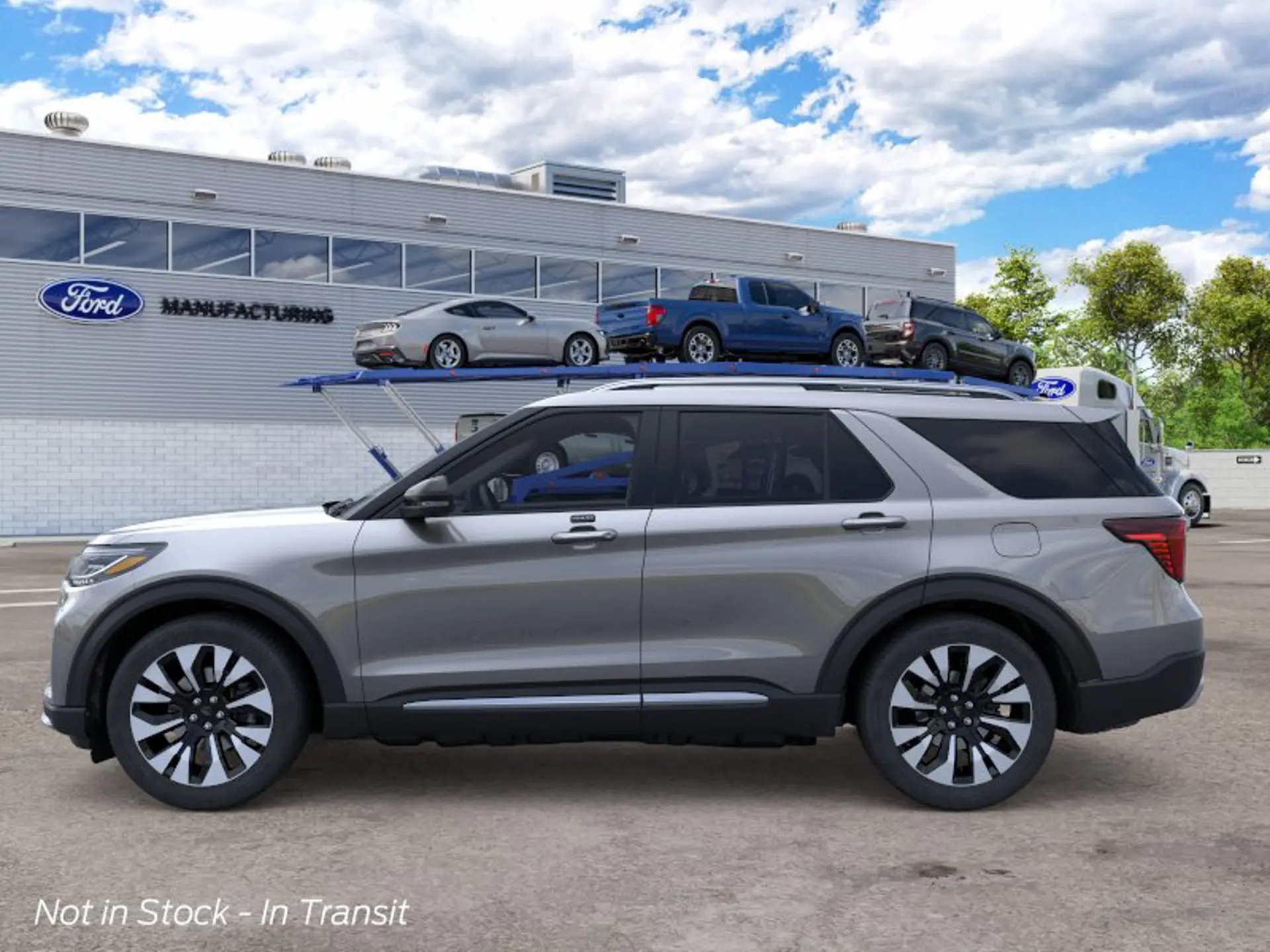 2026 Ford Explorer Platinum 4WD photo 3