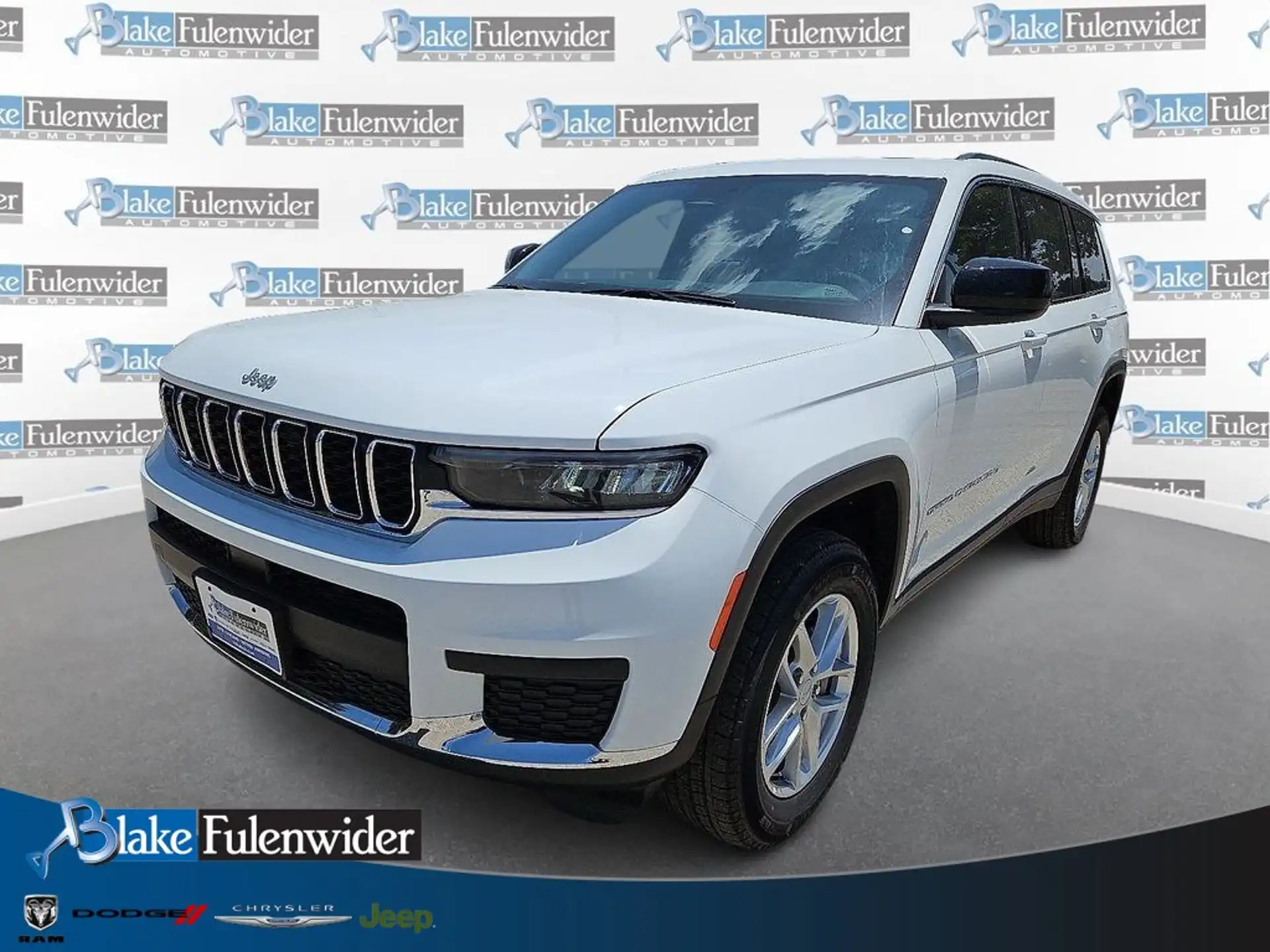 2026 Jeep Grand Cherokee L Laredo X 4x4's photo