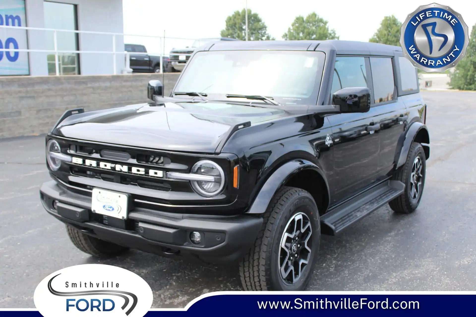 2026 Ford Bronco Outer Banks 4x4's photo