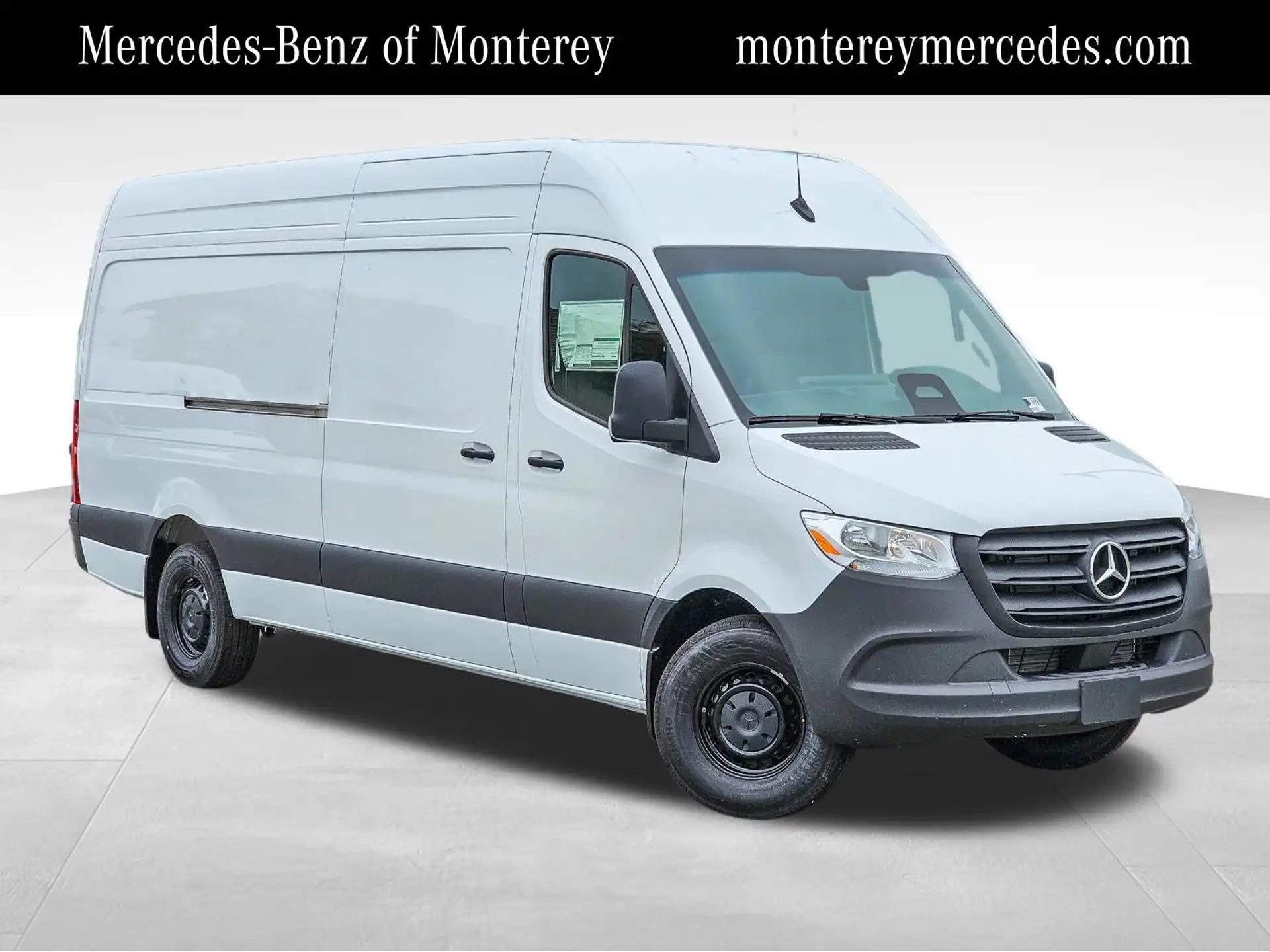 2026 Mercedes-Benz Sprinter 2500 170 WB High Roof's photo