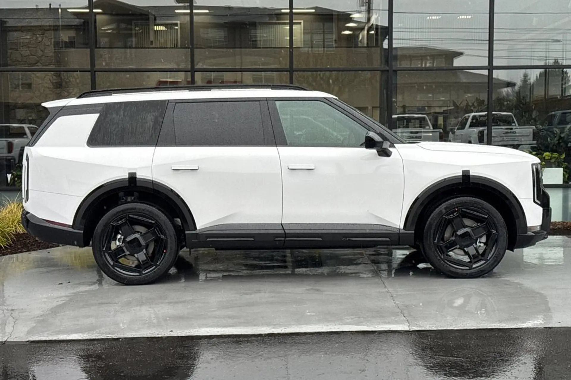 2027 Kia Telluride X-Line EX AWD photo 3