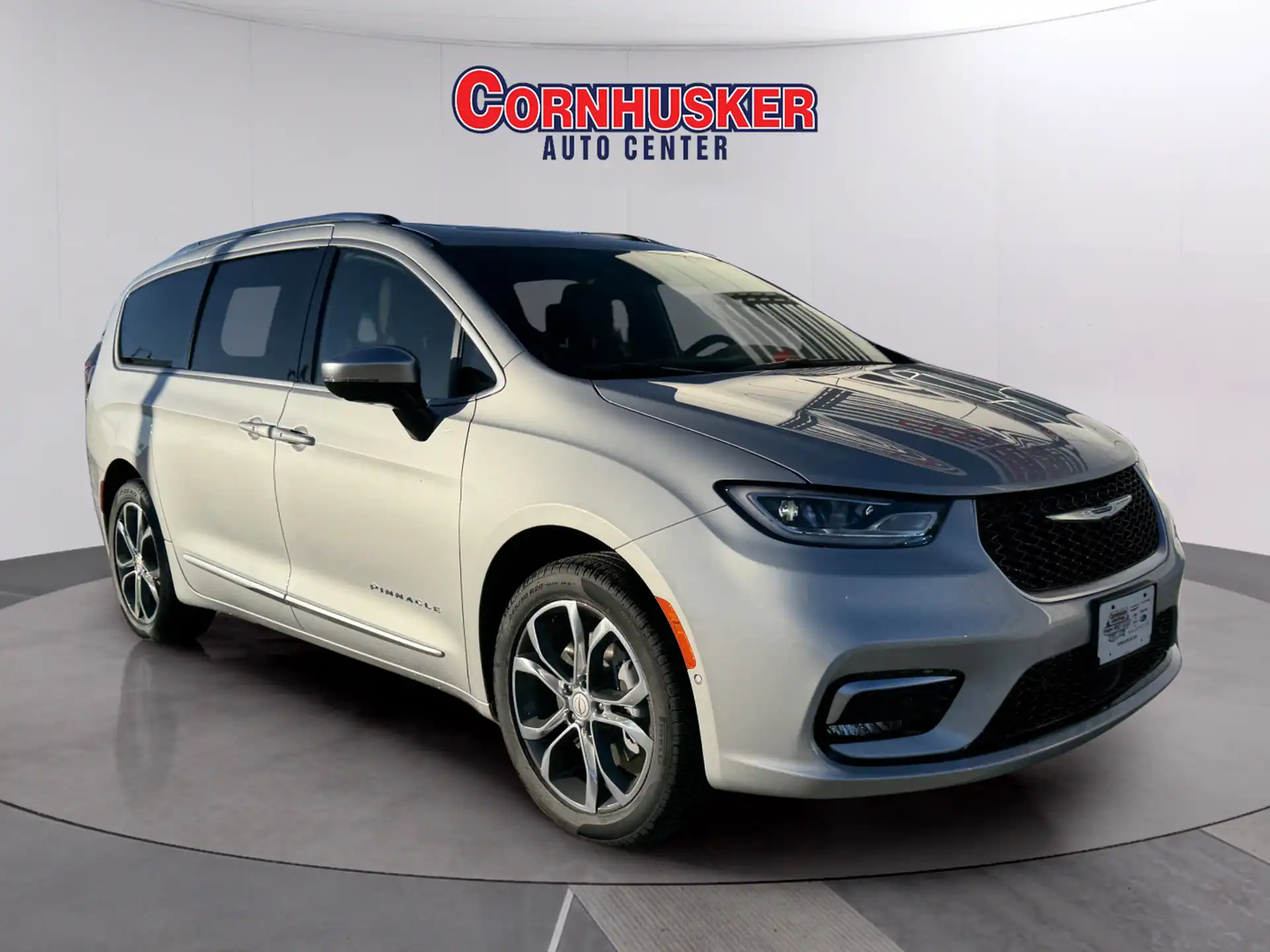 2026 Chrysler Pacifica Pinnacle AWD's photo