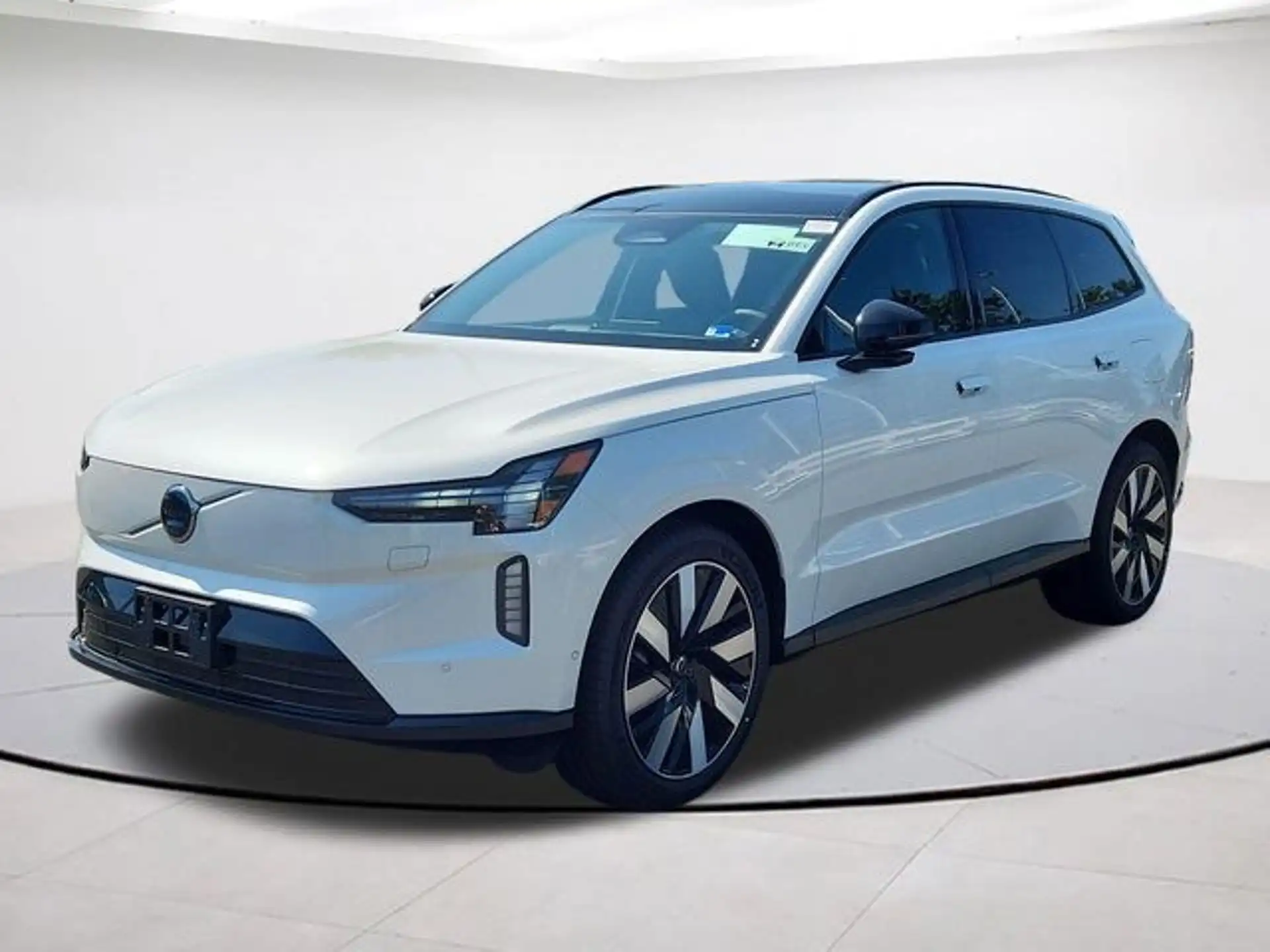 2026 Volvo EX90 Twin Motor Performance Ultra 6-Seater's photo