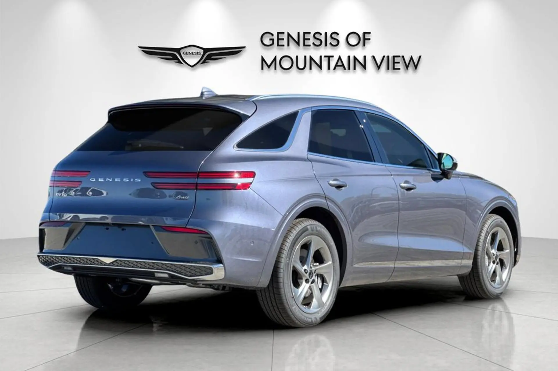 2026 Genesis GV70 2.5T Advanced AWD photo 3
