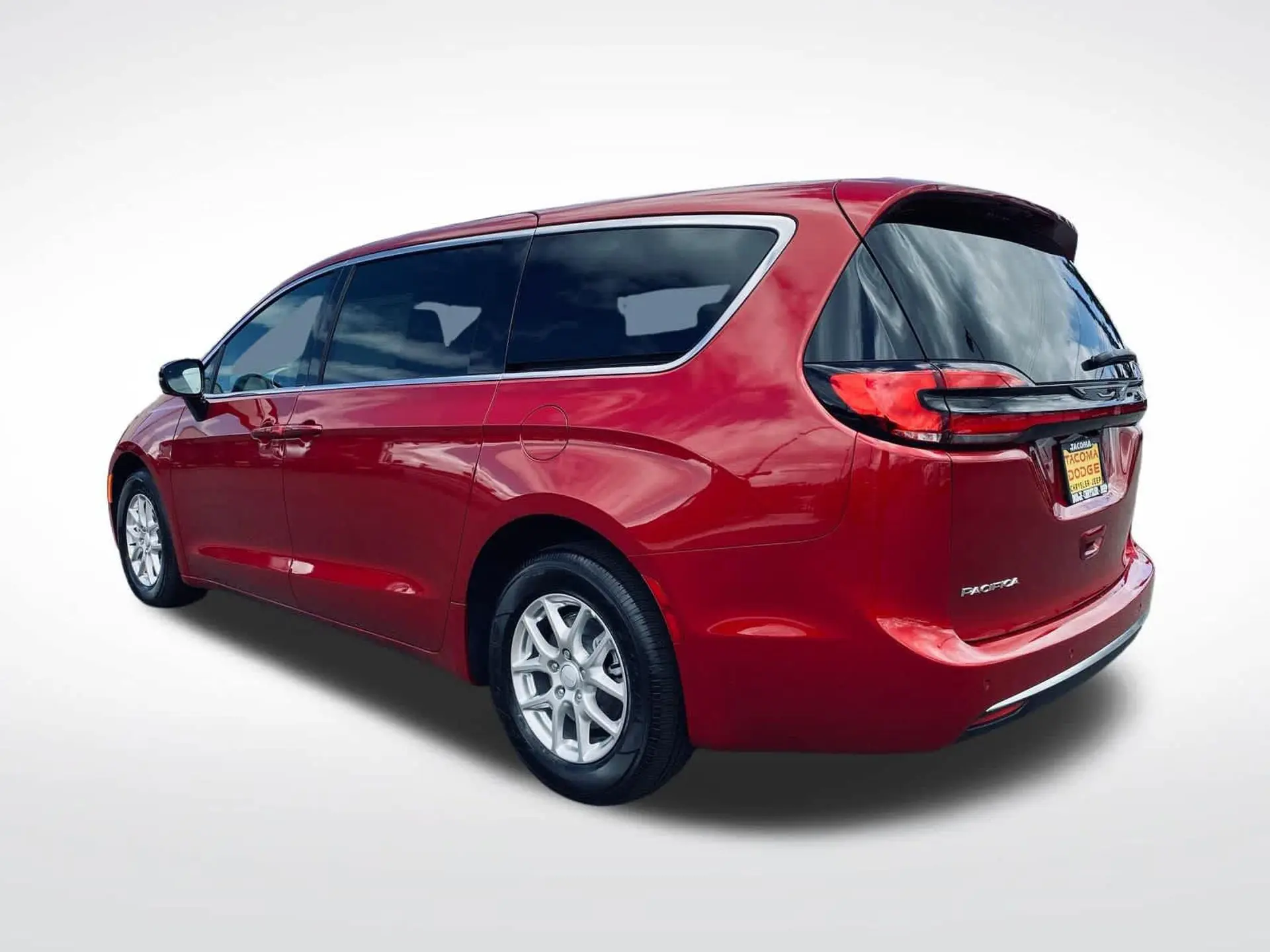 2027 Chrysler Pacifica Select photo 3