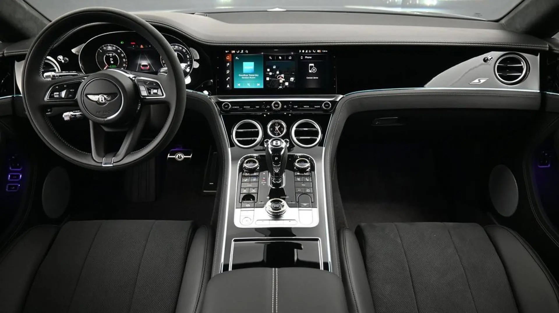 2026 Bentley Continental GT Base photo 4