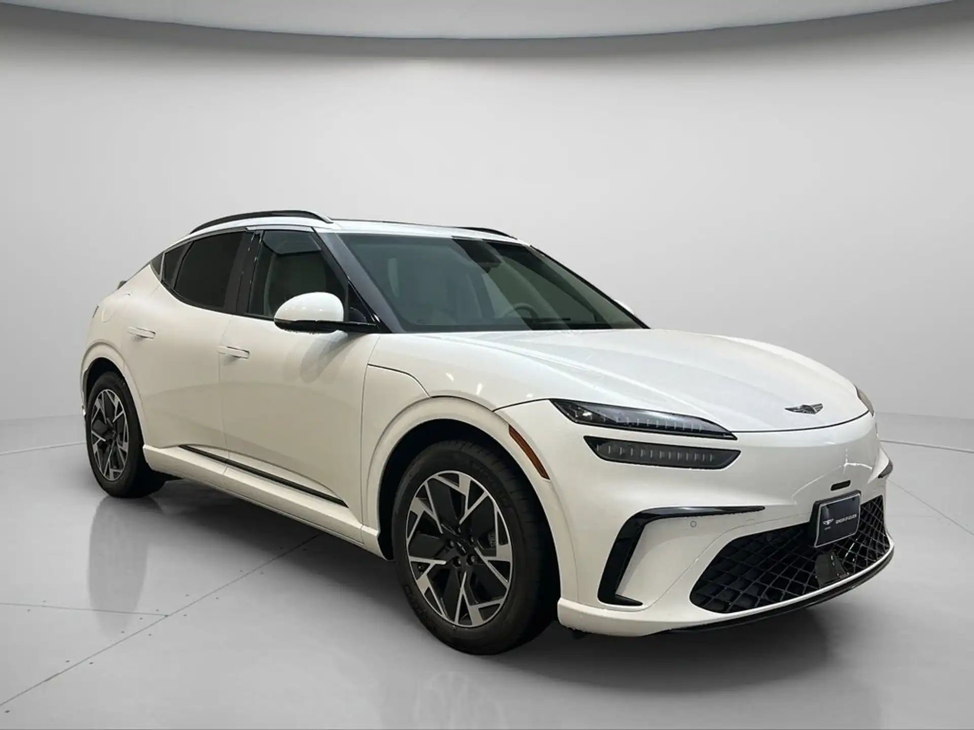 2026 Genesis GV60 GV60 Standard 19" AWD's photo