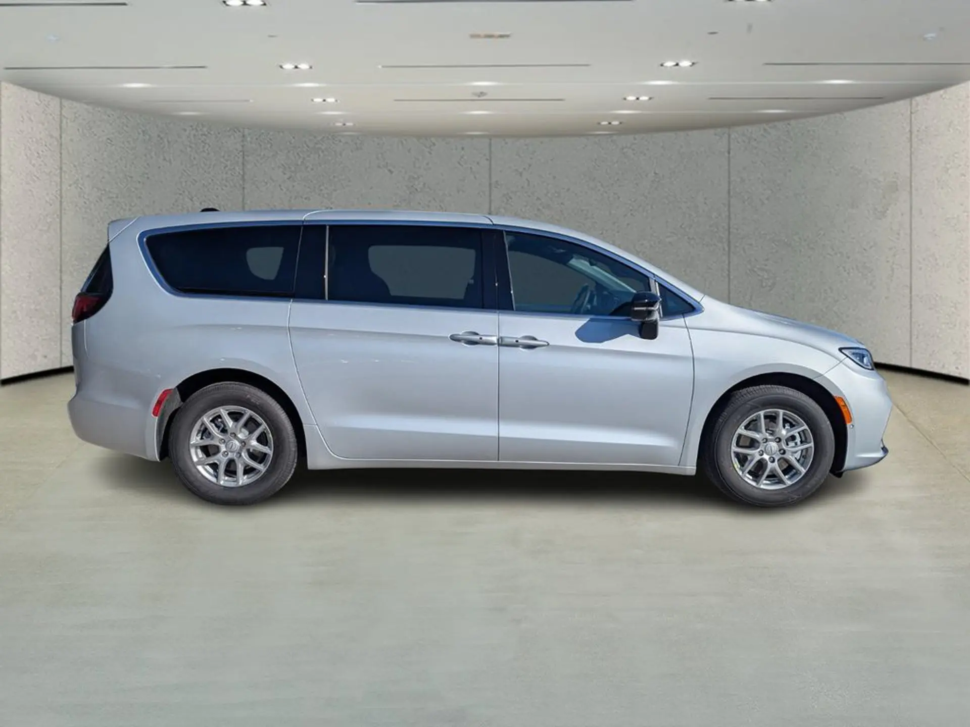 2026 Chrysler Pacifica Select photo 3