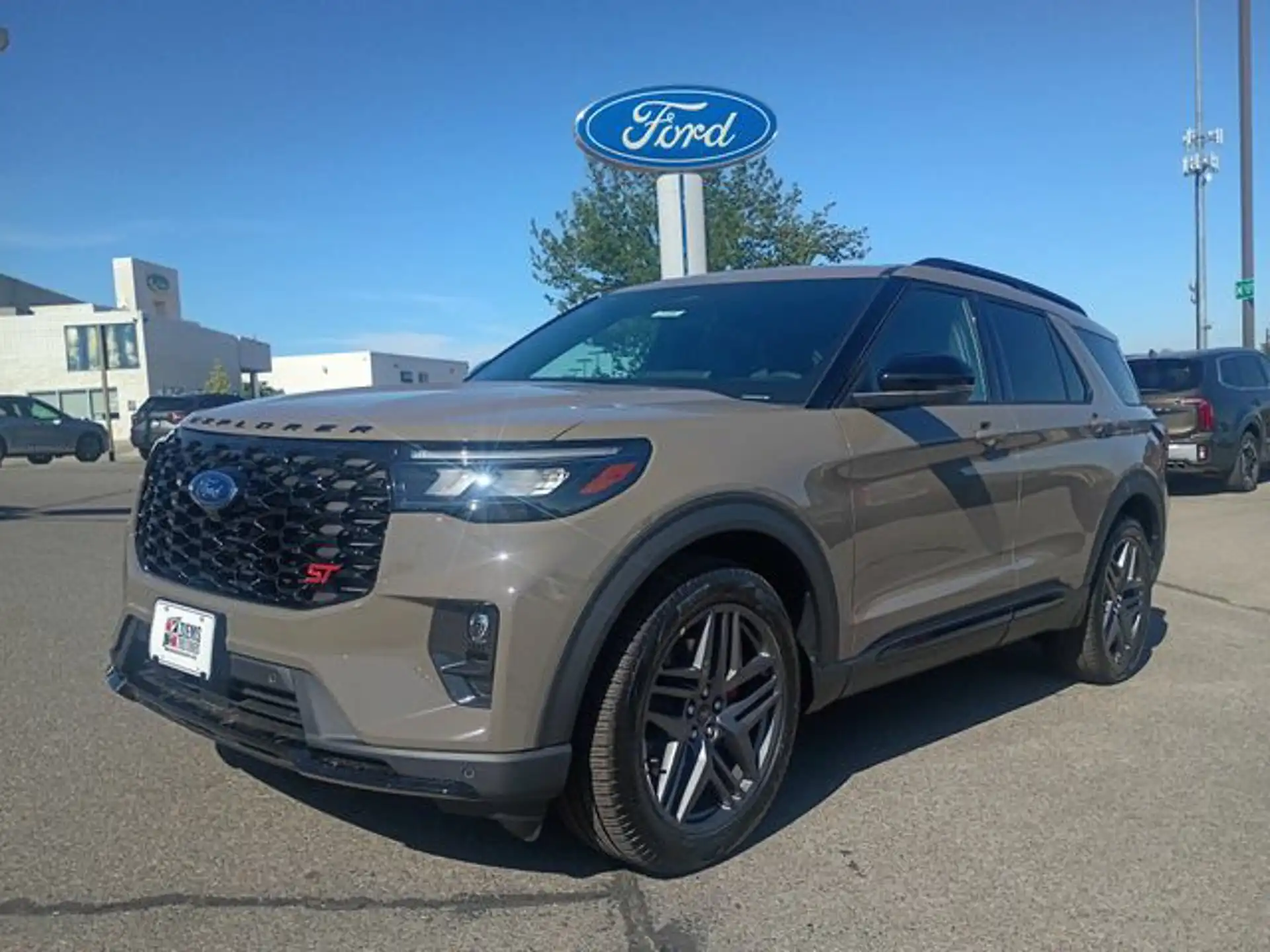 2026 Ford Explorer ST 4WD's photo