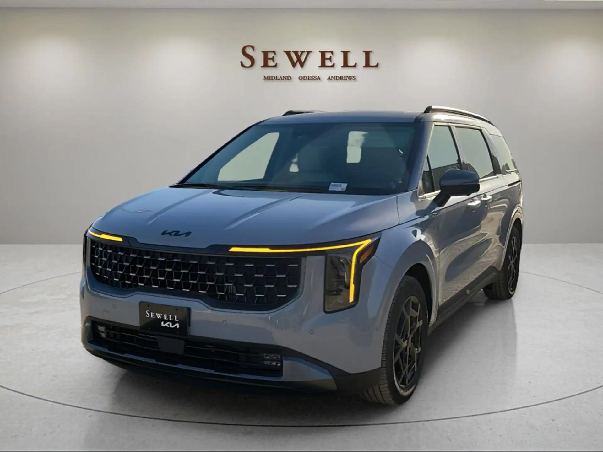 2026 Kia Sedona SX Prestige HEV's photo