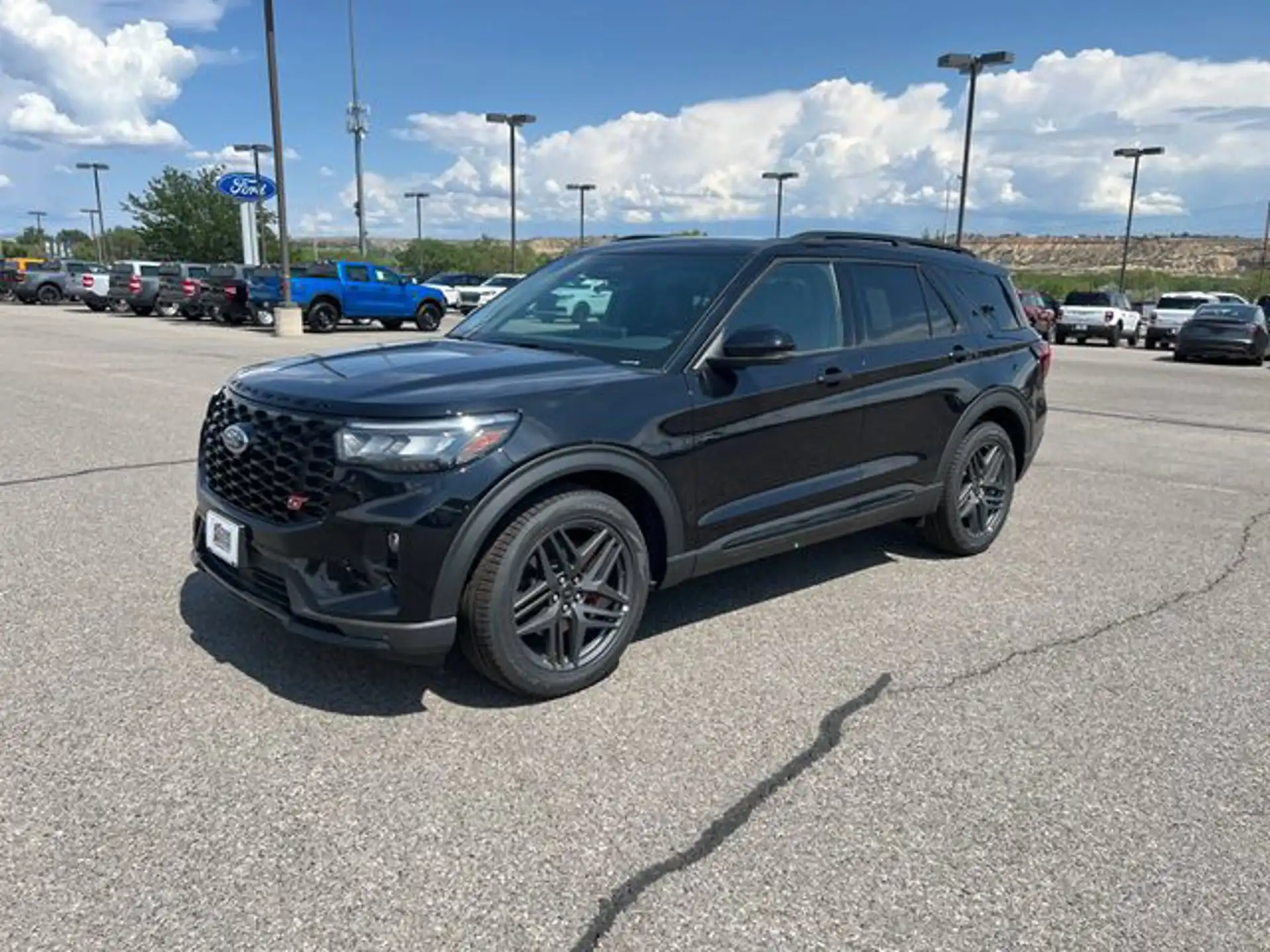 2026 Ford Explorer ST 4WD's photo