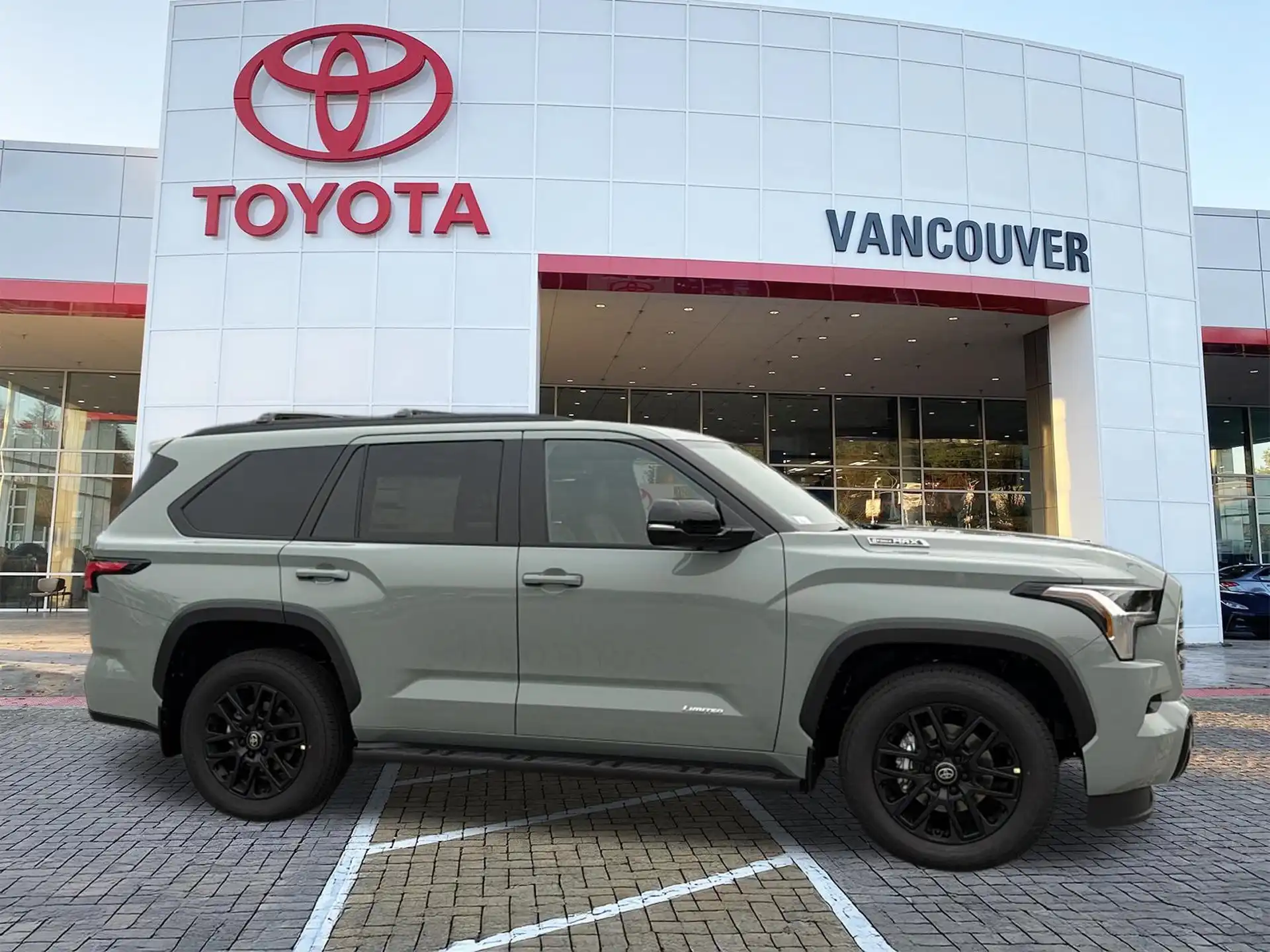 2026 Toyota Sequoia Limited 4WD i-FORCE MAX Hybrid's photo