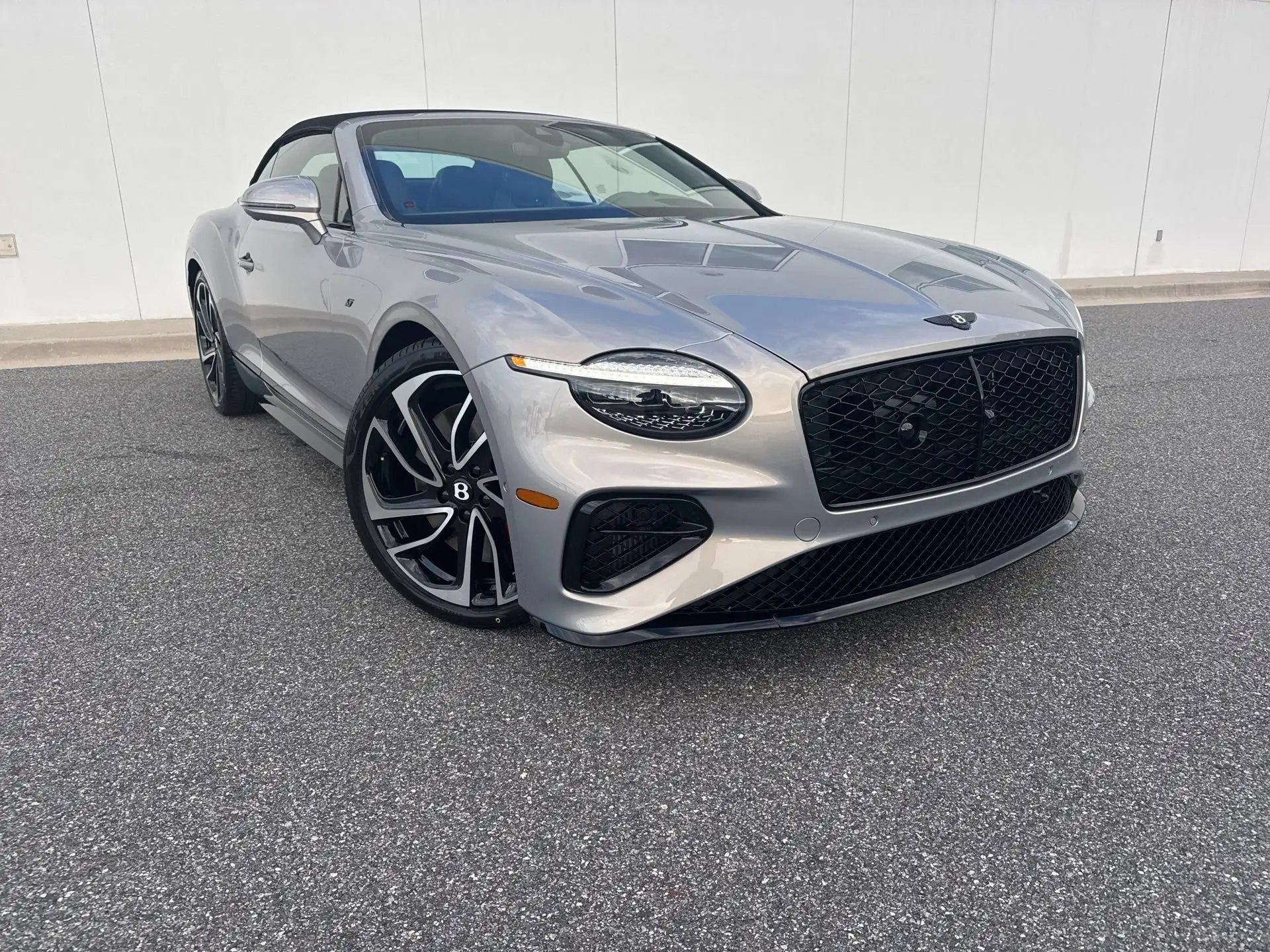 2026 Bentley Continental GT undefined photo 1