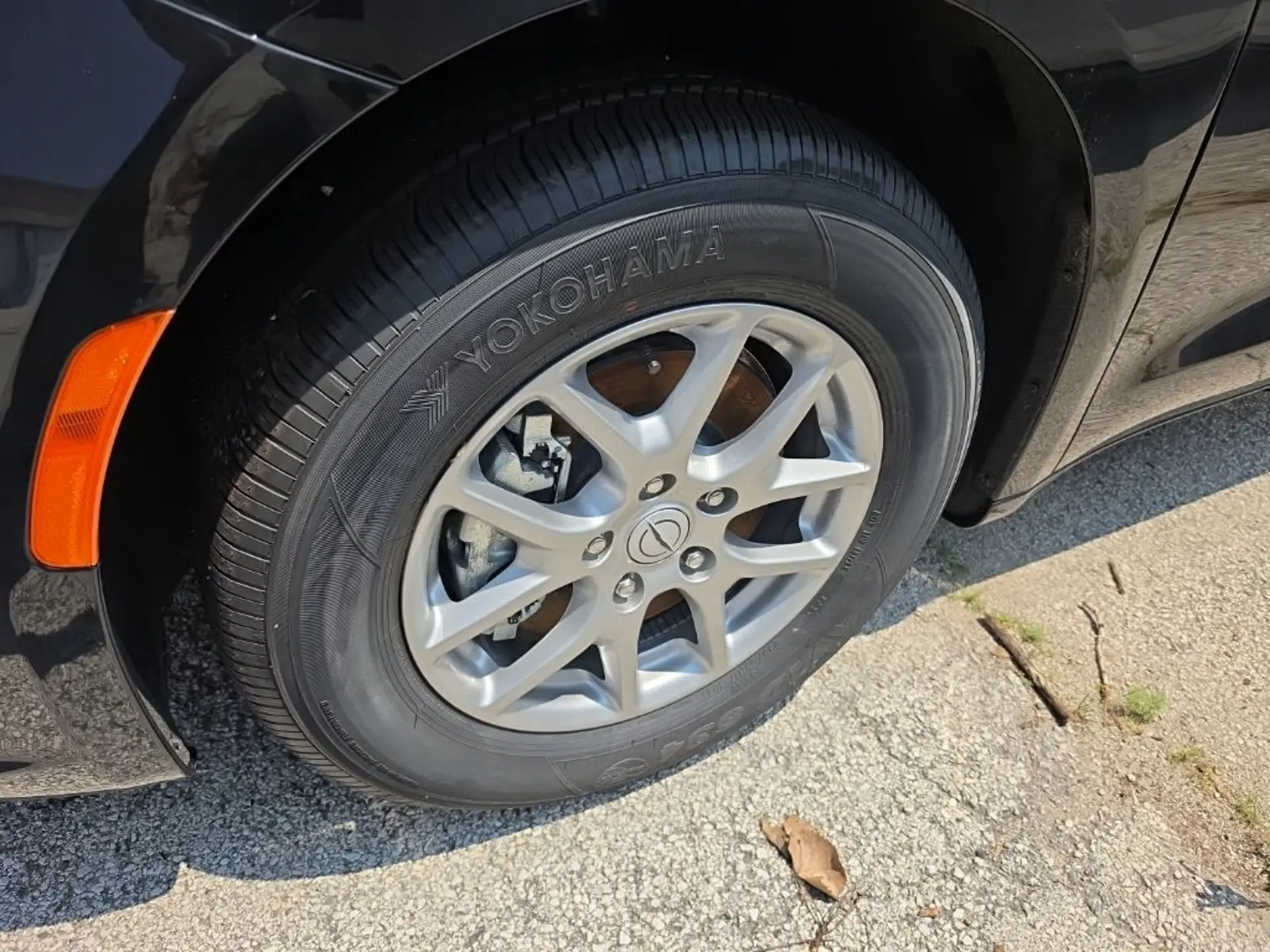 2026 Chrysler Pacifica Select photo 4