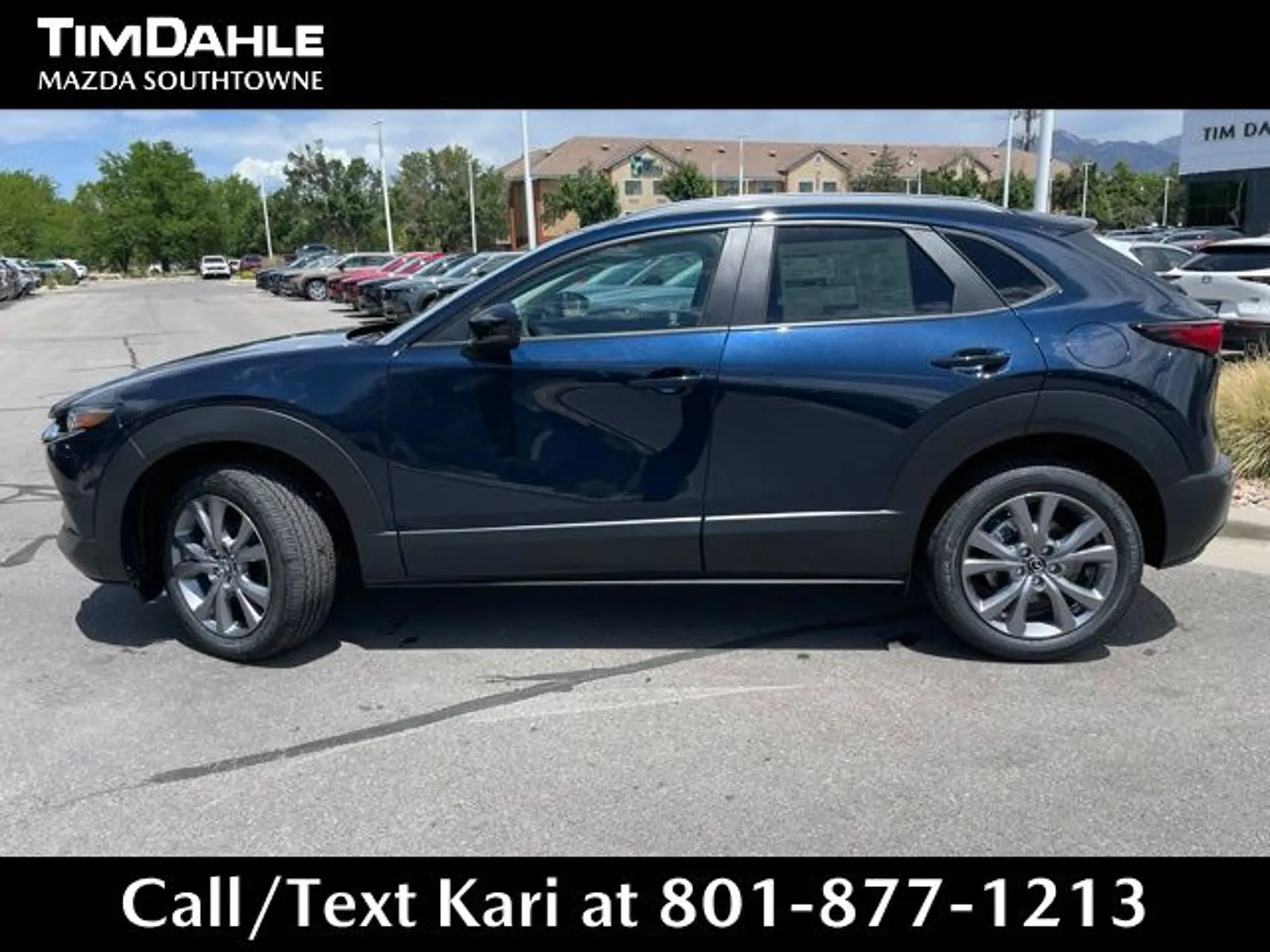 2026 Mazda CX-30 Premium AWD photo 4