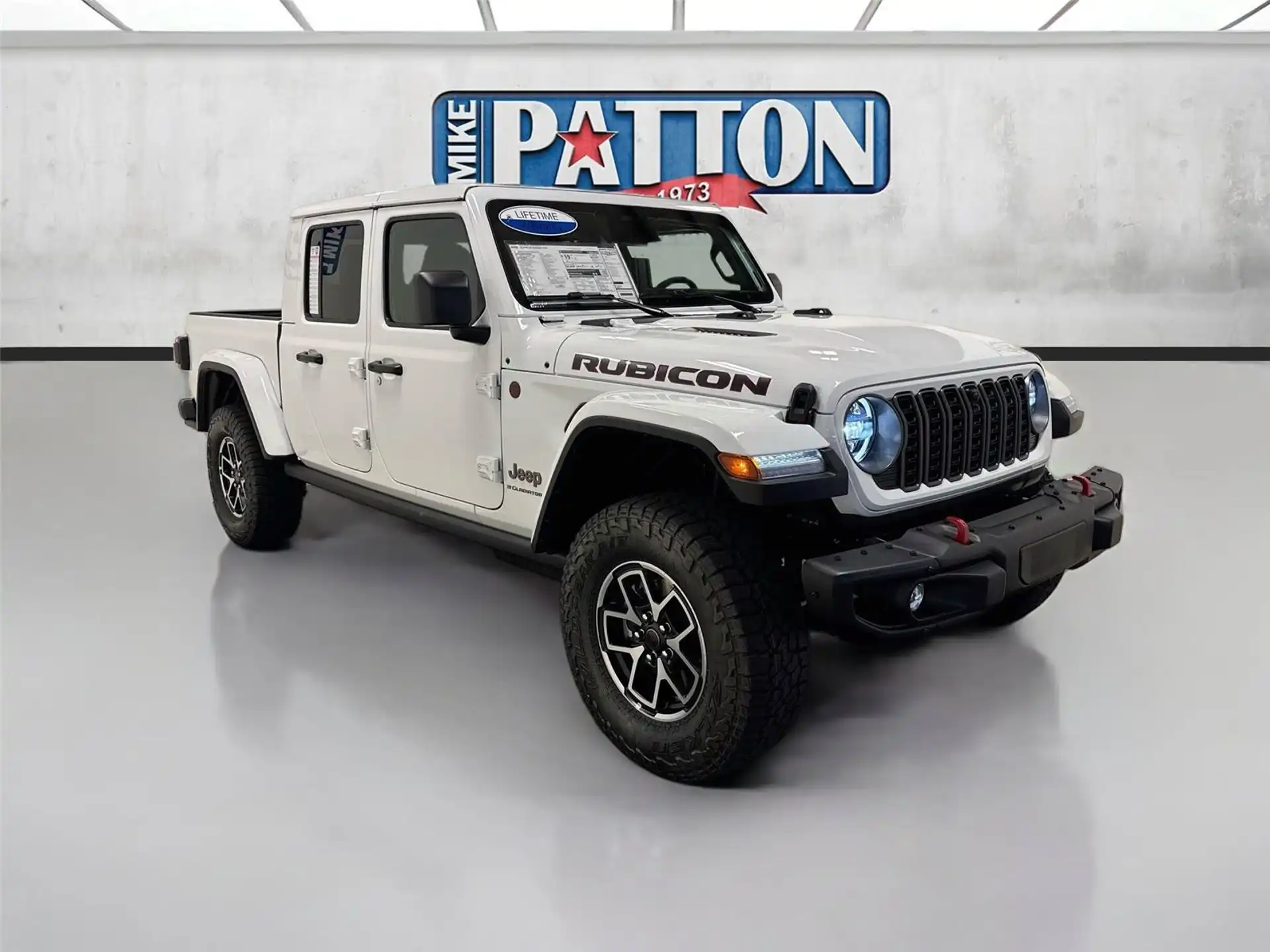 2026 Jeep Gladiator Rubicon X Auto's photo