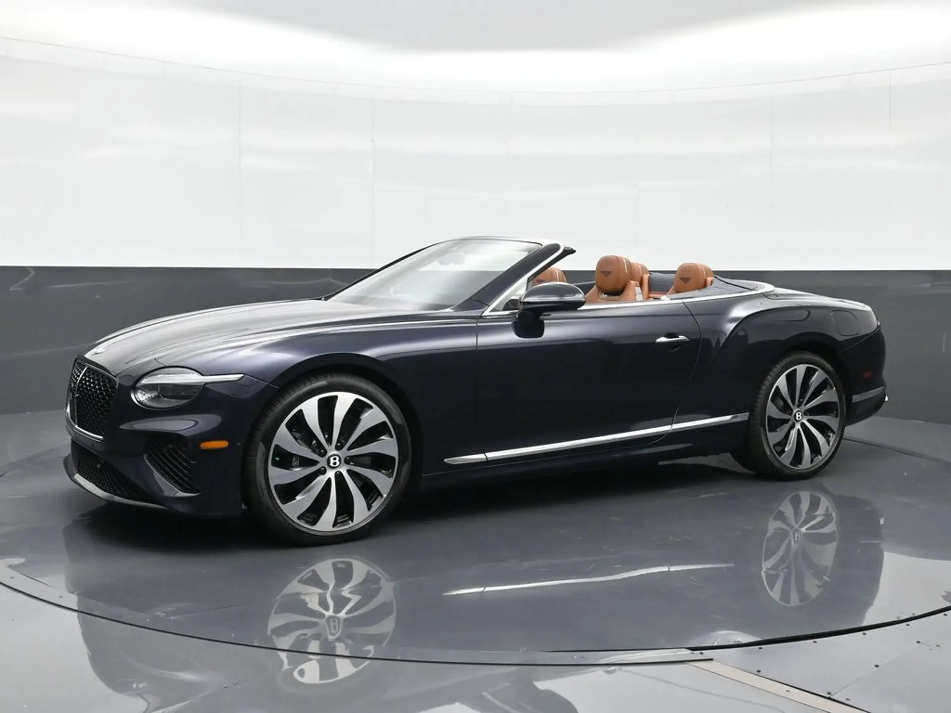 2026 Bentley Continental GT Base photo 5