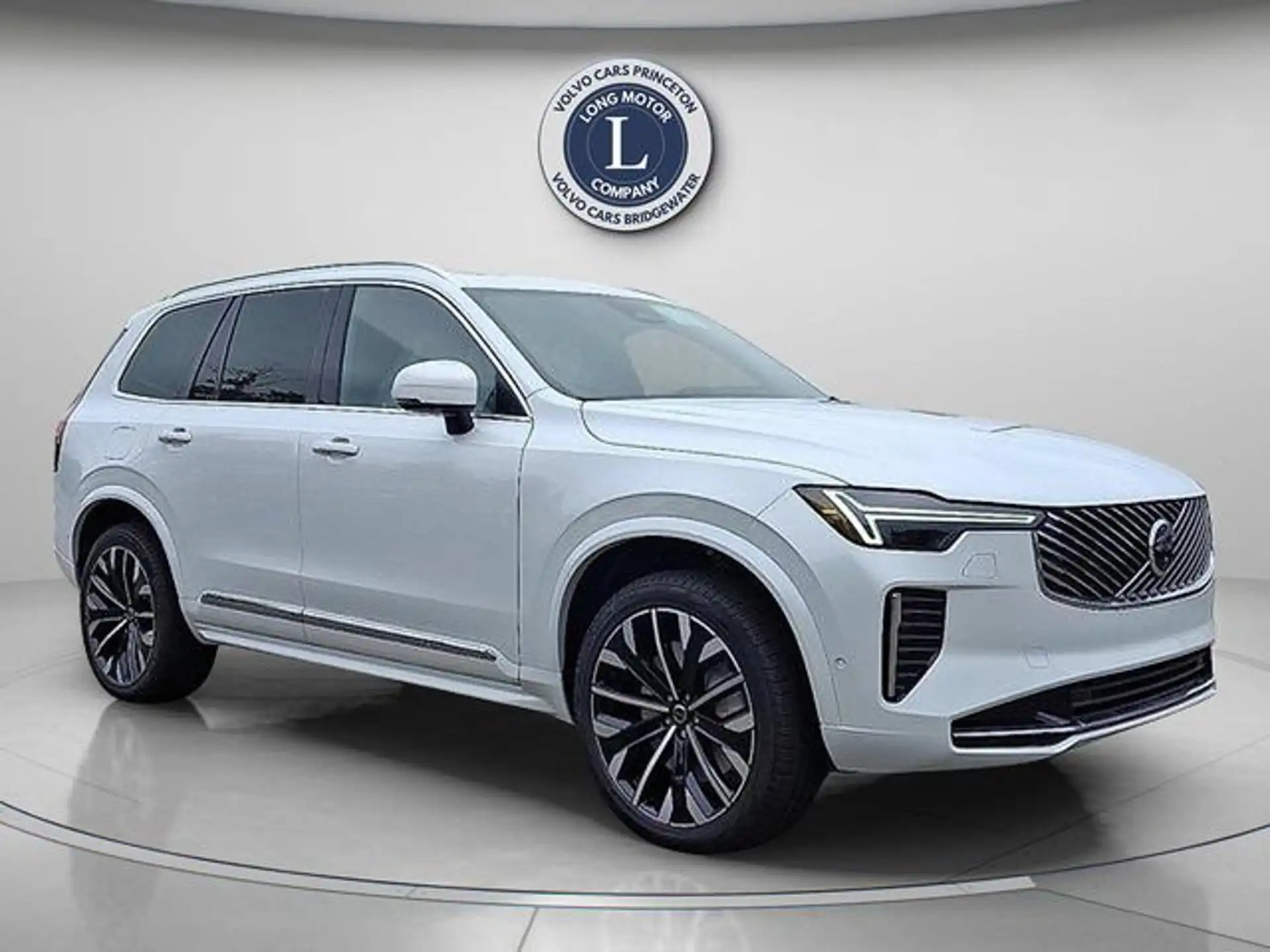 2026 Volvo XC90 B6 Plus Bright 7-Seater 4WD's photo