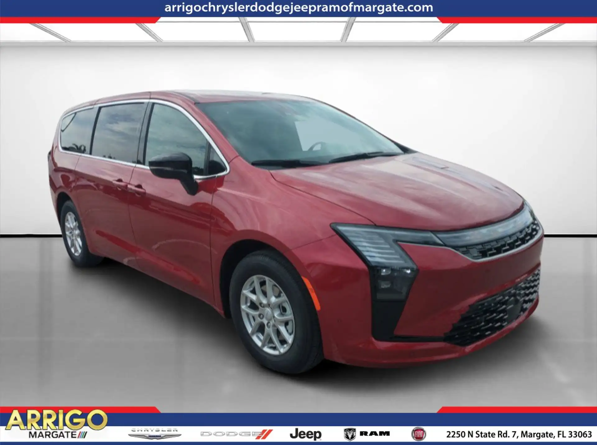 2027 Chrysler Pacifica Select's photo