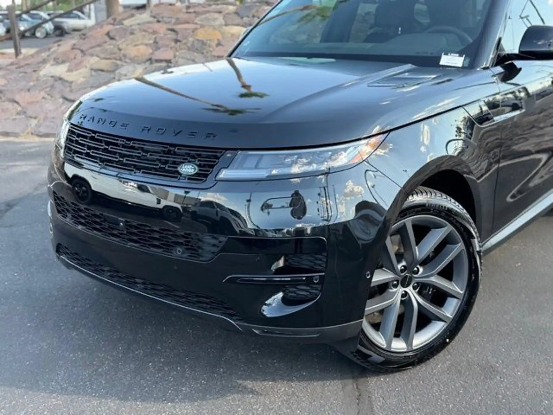 2026 Land Rover Range Rover Sport P360 SE MHEV's photo