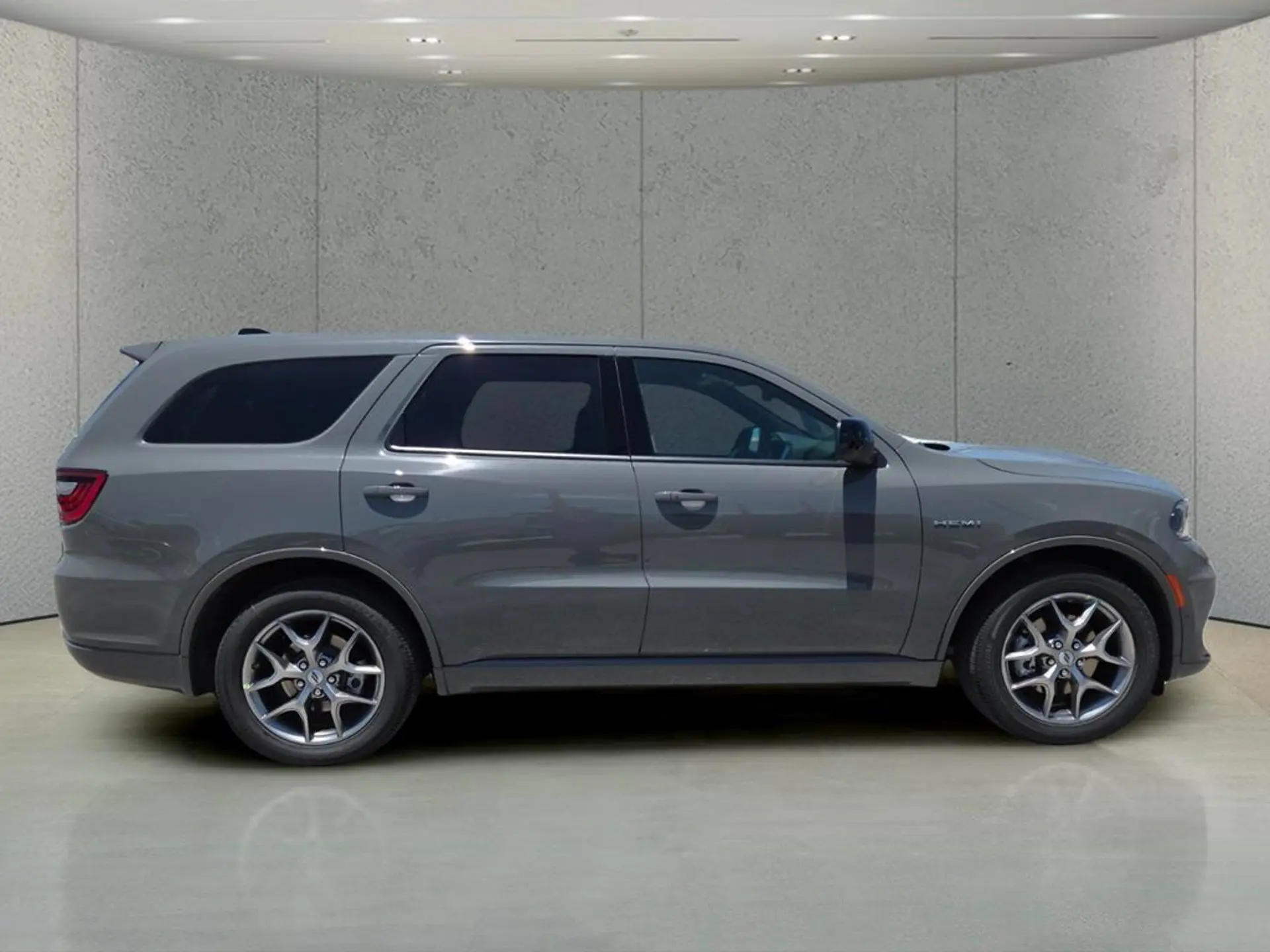 2026 Dodge Durango GT HEMI V8 AWD photo 3