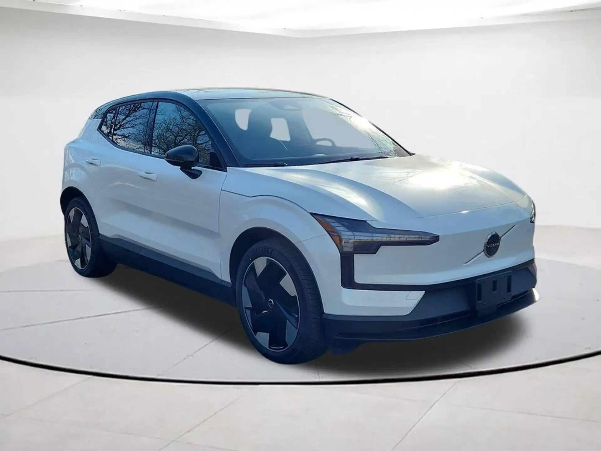 2025 Volvo EX30 Twin Motor Performance Plus's photo