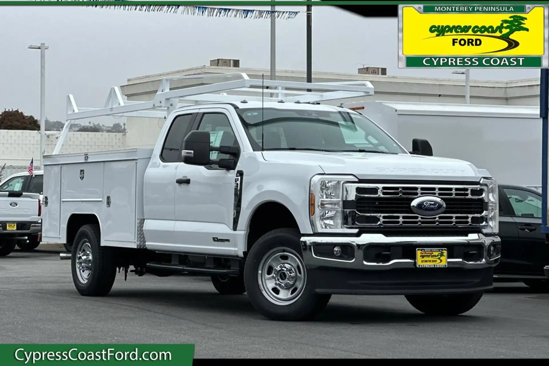 2026 Ford F-350 XL 4x4 SuperCab 168-In SRW's photo