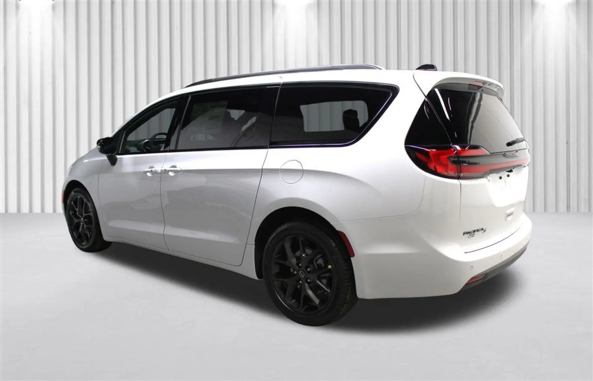 2026 Chrysler Pacifica Select photo 5