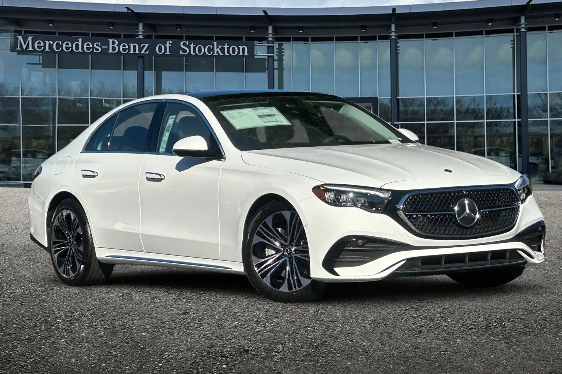 2026 Mercedes-Benz E-Class E450 4MATIC's photo