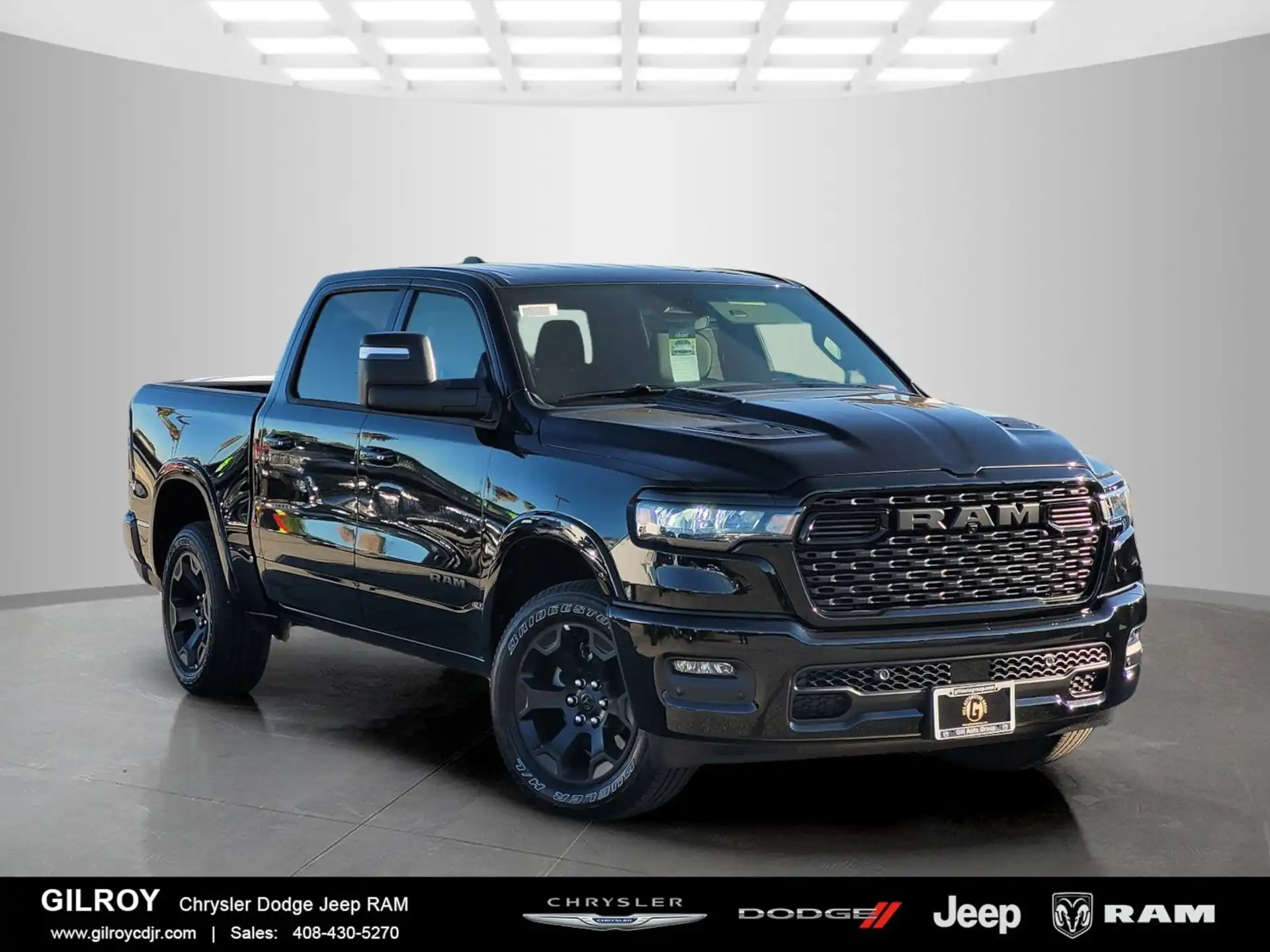 2026 RAM 1500 Big Horn/Lone Star 4x4 Crew Cab 5'7's photo
