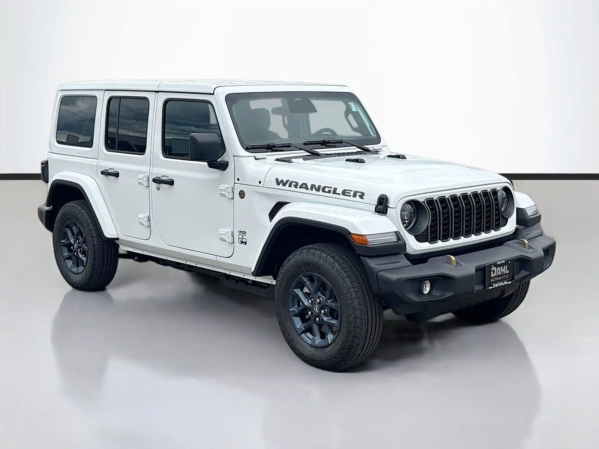 2026 Jeep Wrangler 85th Anniversary Edition's photo